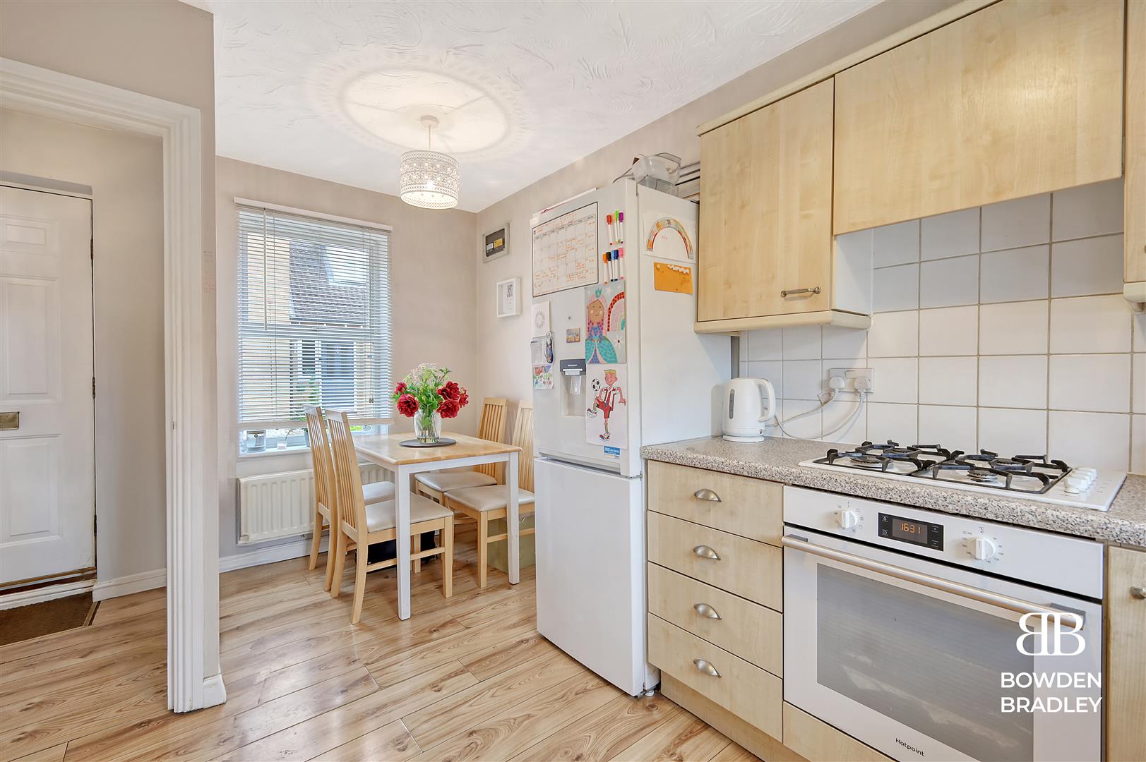 2 bed end of terrace house for sale in Chelsea Gardens, Harlow  - Property Image 7