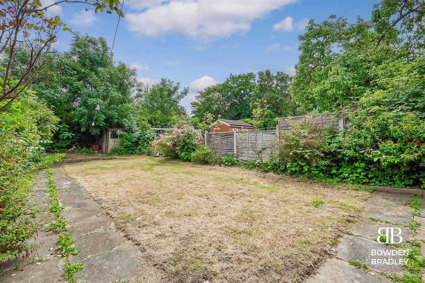 3 bed semi-detached house for sale in Cranbrook Road, Gants Hill  - Property Image 20