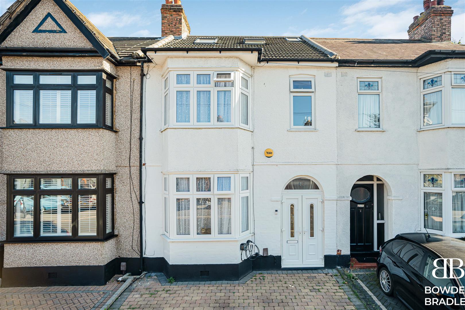 5 bed terraced house for sale in Clinton Crescent, Hainault  - Property Image 18