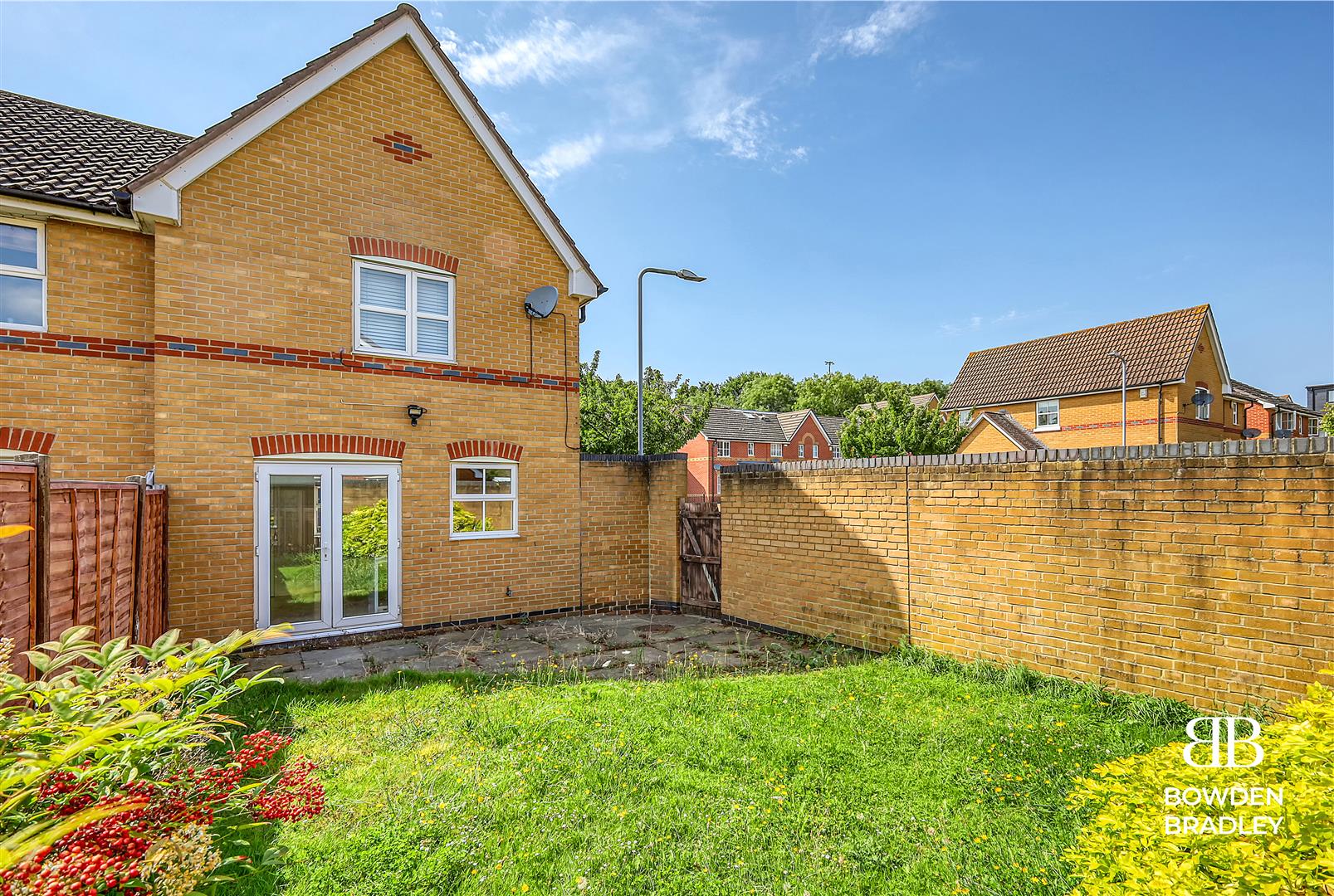 3 bed semi-detached house for sale in Karina Close, Chigwell  - Property Image 18