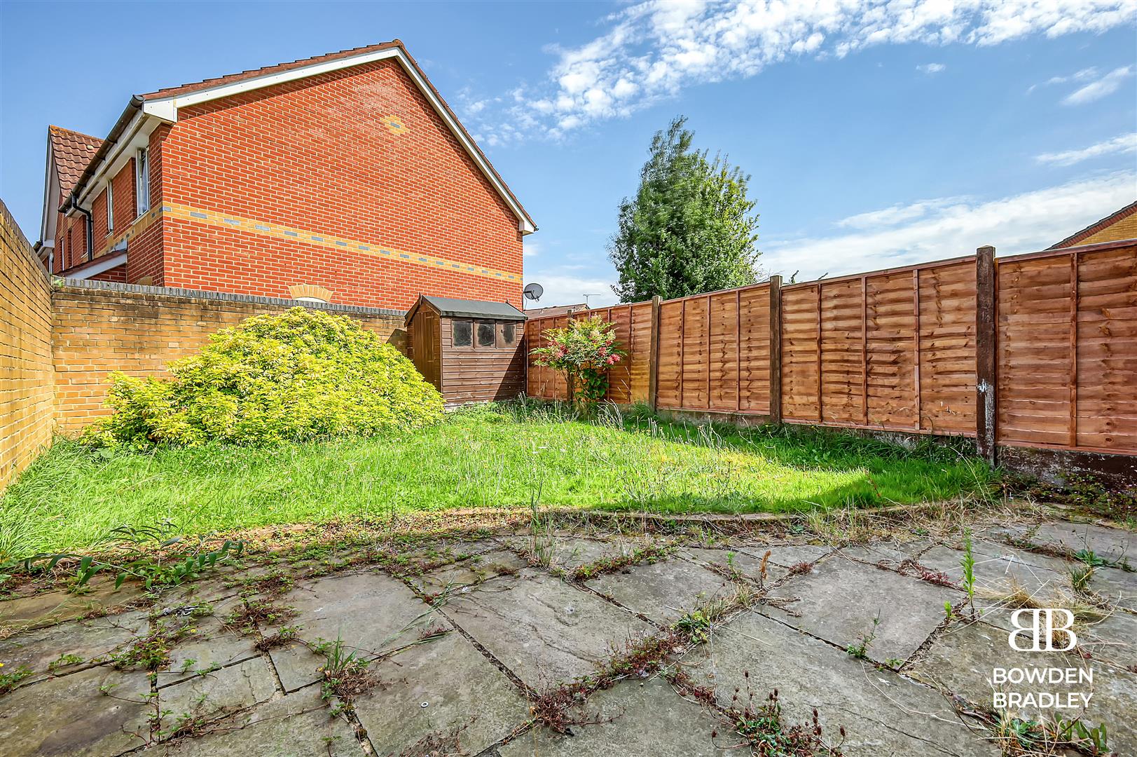 3 bed semi-detached house for sale in Karina Close, Chigwell  - Property Image 16