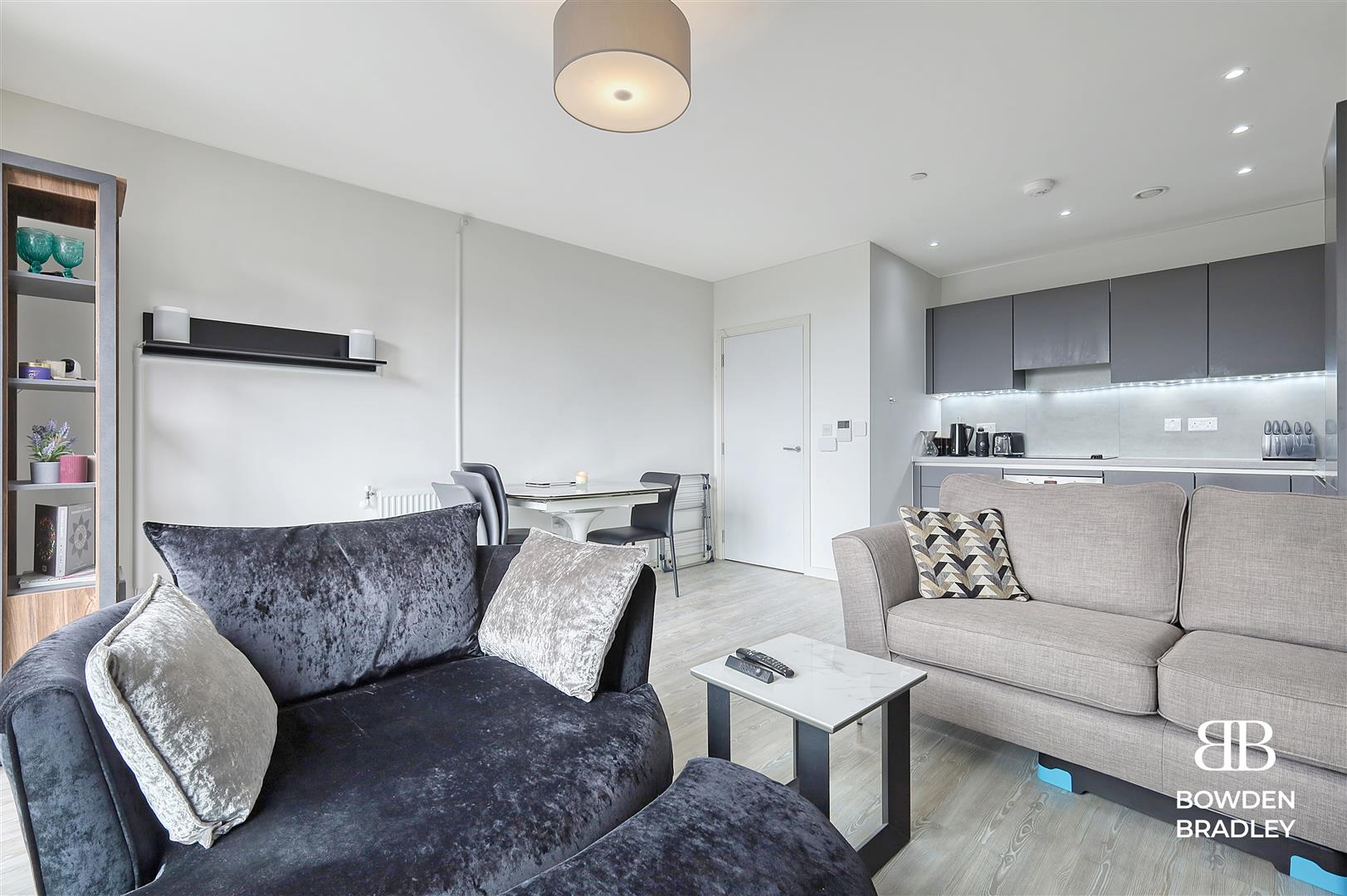 1 bed flat for sale in Ironworks Way, Upton Park  - Property Image 11