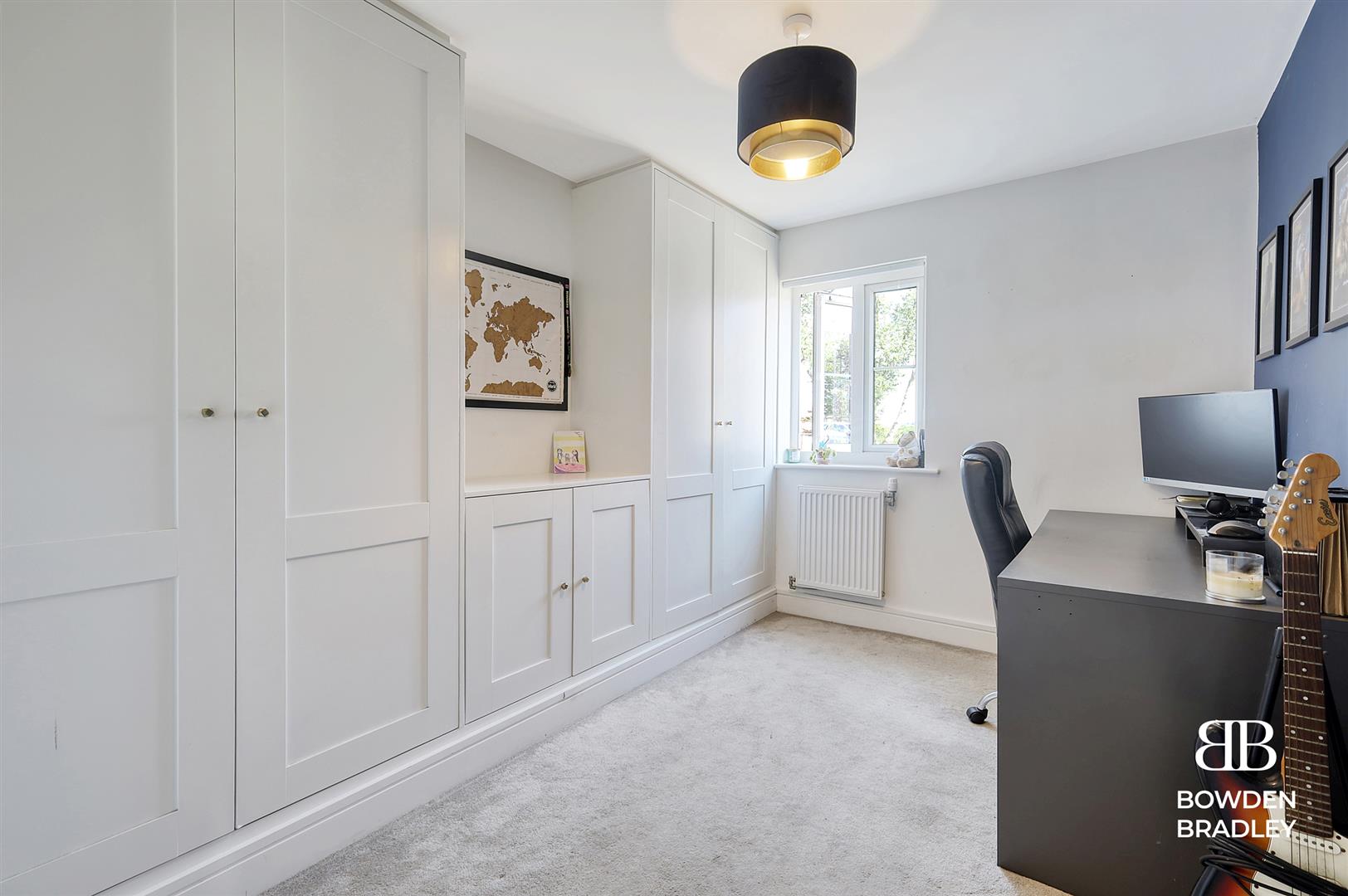 2 bed flat for sale in Five Oaks Lane, Chigwell  - Property Image 8