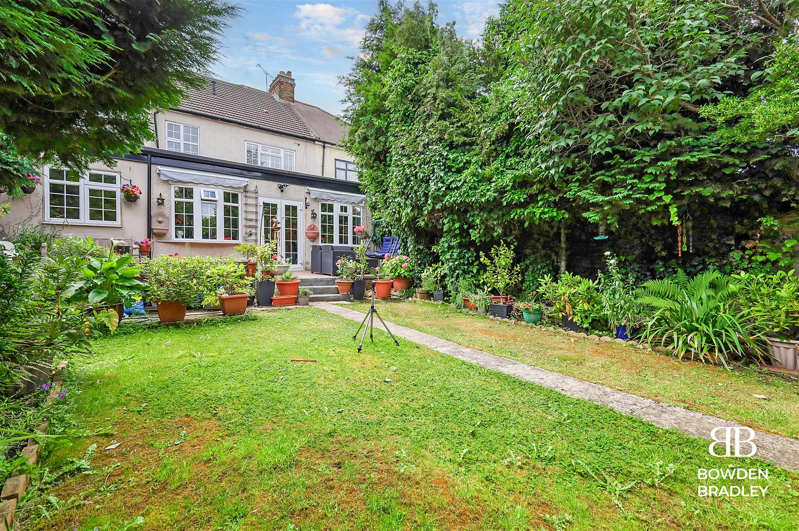 5 bed semi-detached house for sale in Wanstead Lane, Ilford  - Property Image 29