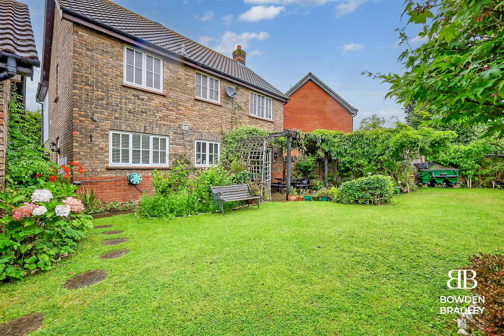 4 bed detached house for sale in Peel Place, Clayhall  - Property Image 22