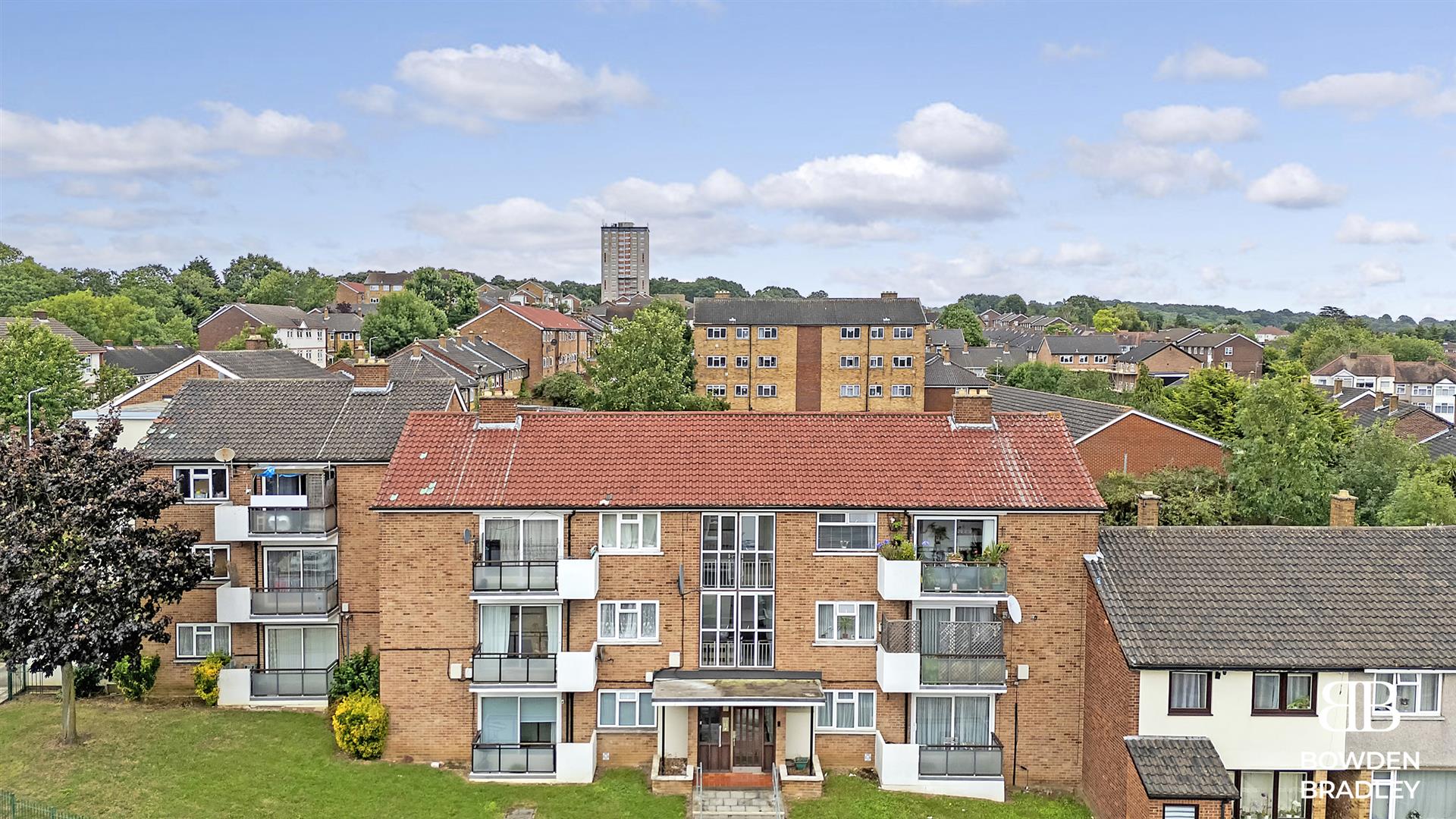 2 bed apartment for sale in Hillrise Road, Romford  - Property Image 16