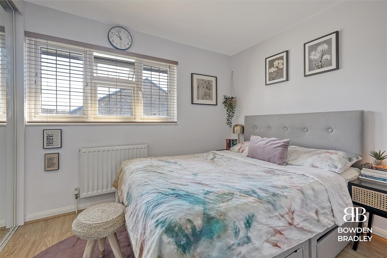 2 bed terraced house for sale in Andrew Close, Ilford  - Property Image 9