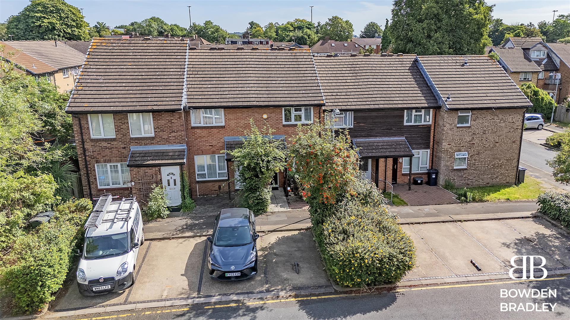 2 bed terraced house for sale in Andrew Close, Ilford  - Property Image 18