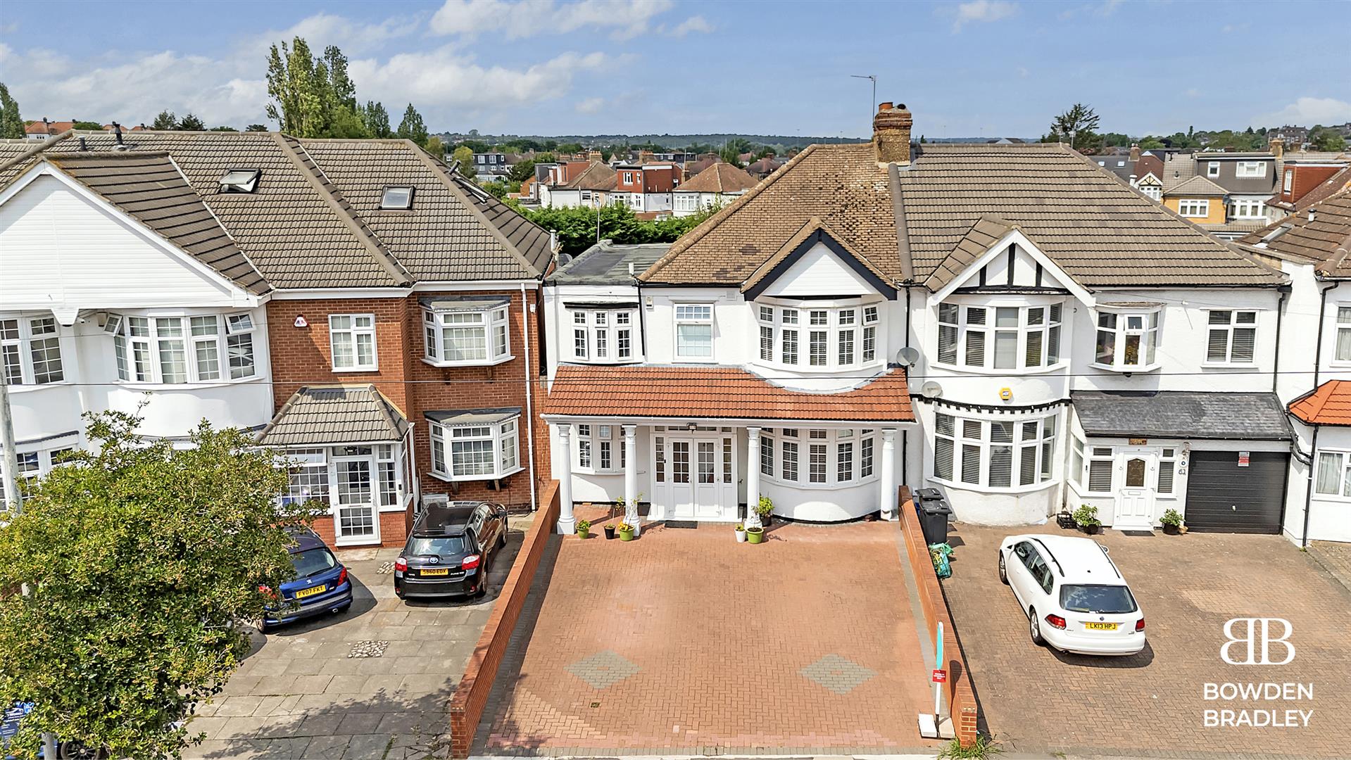 4 bed semi-detached house for sale in Clayhall Avenue, Clayhall  - Property Image 24