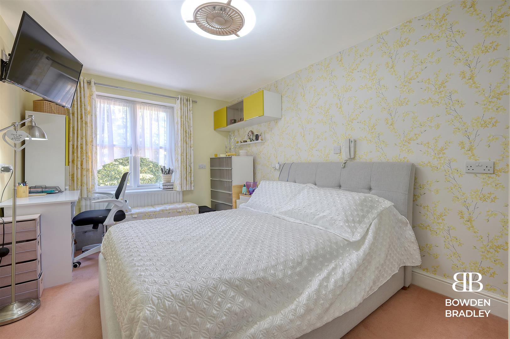 1 bed flat for sale in Village Way, Ilford  - Property Image 15