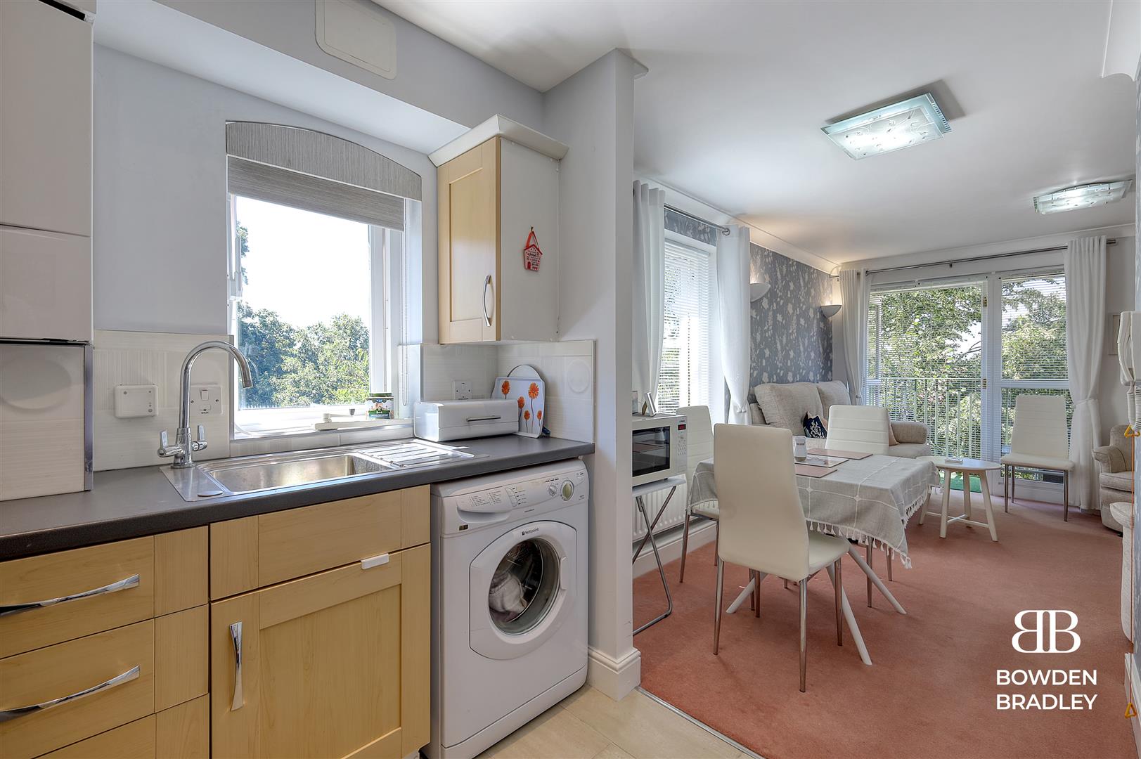 1 bed flat for sale in Village Way, Ilford  - Property Image 12