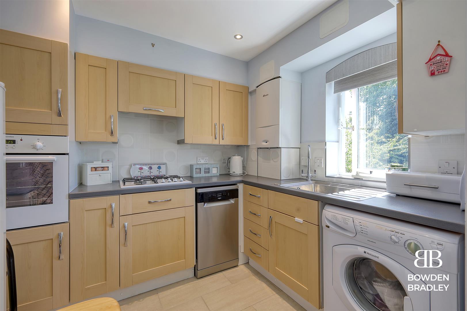 1 bed flat for sale in Village Way, Ilford  - Property Image 14