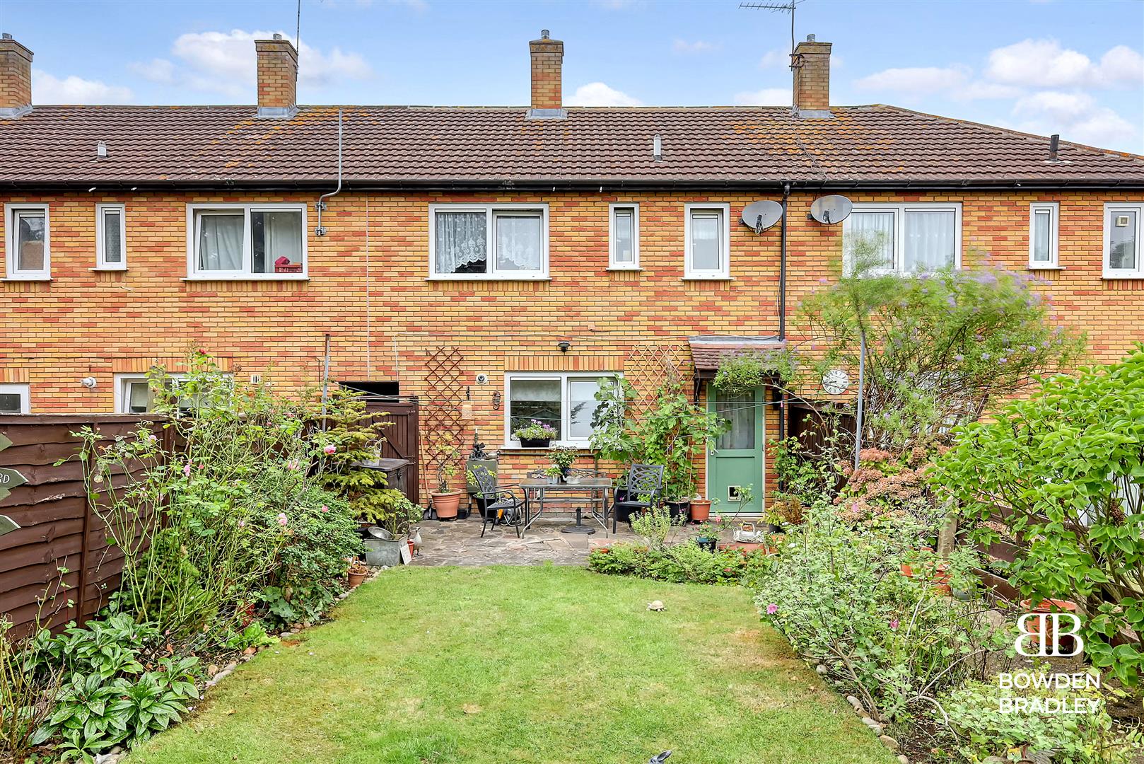 2 bed terraced house for sale in Manford Way, Chigwell  - Property Image 18