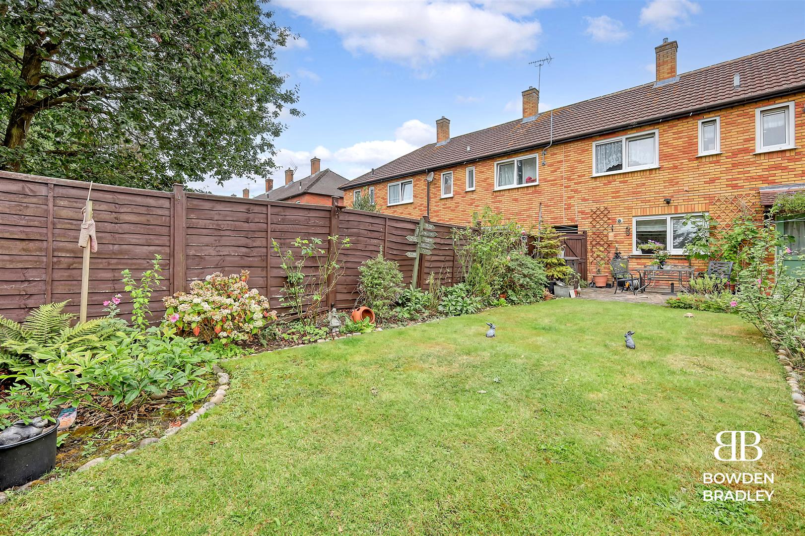 2 bed terraced house for sale in Manford Way, Chigwell  - Property Image 14