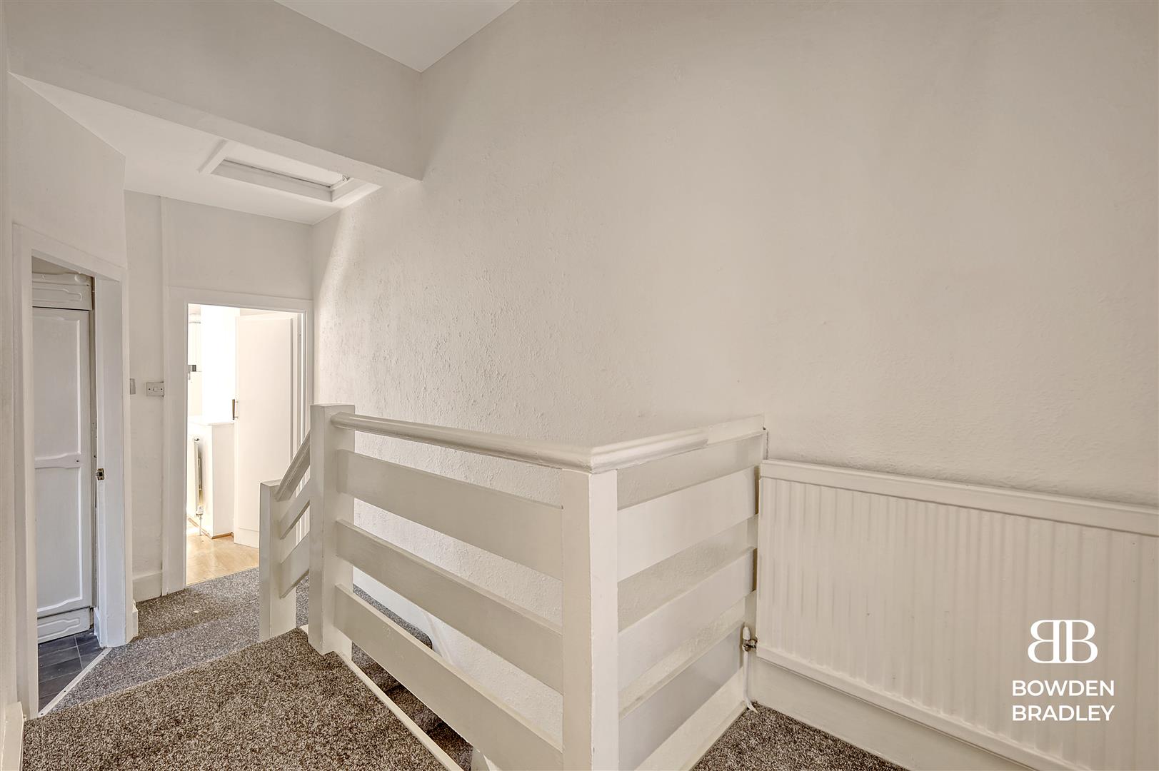 3 bed terraced house for sale in Hampton Road, Ilford  - Property Image 10