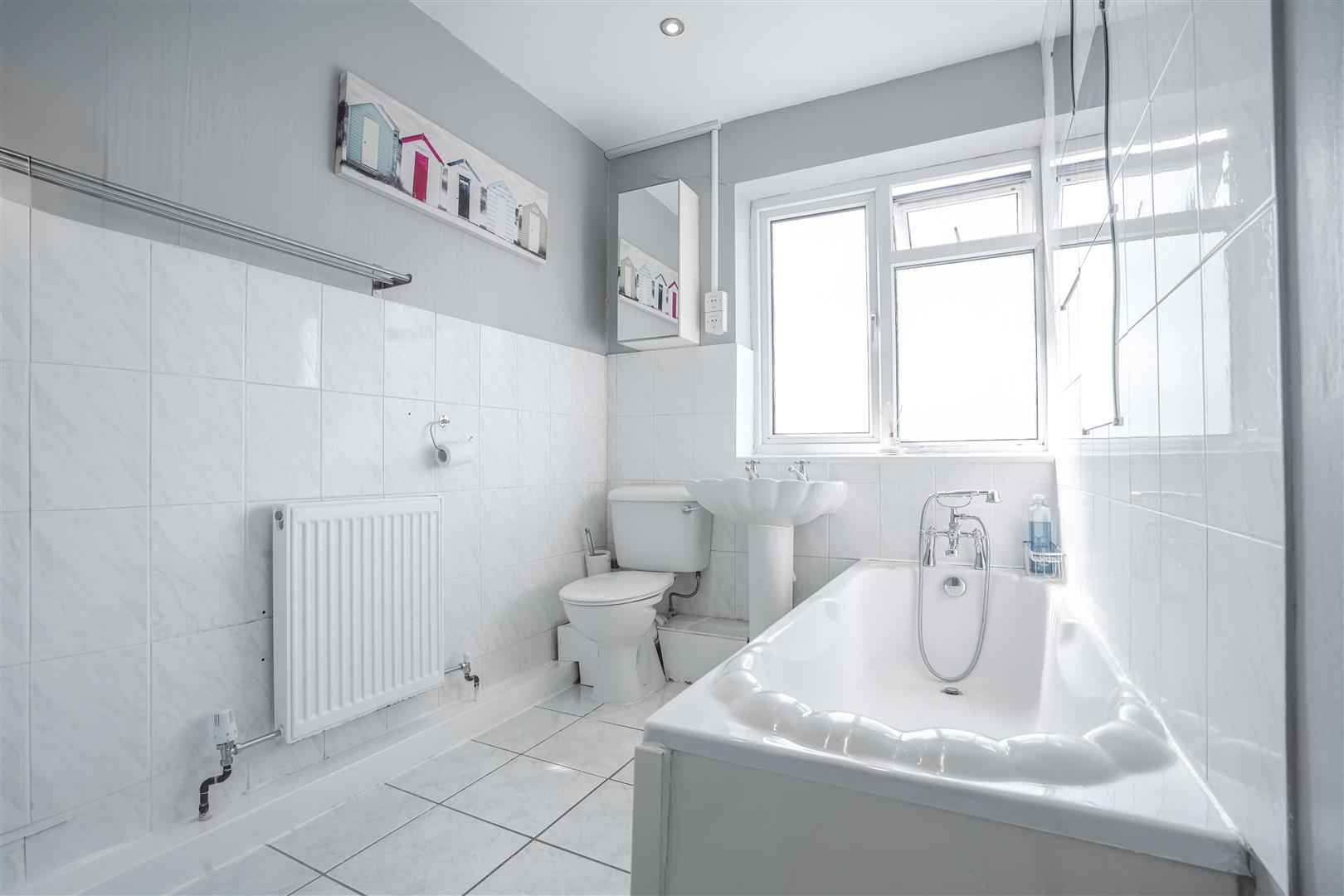 1 bed flat for sale in Durham Avenue, Woodford Green  - Property Image 7