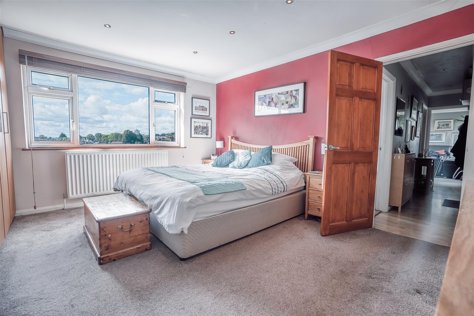 1 bed flat for sale in Durham Avenue, Woodford Green  - Property Image 9