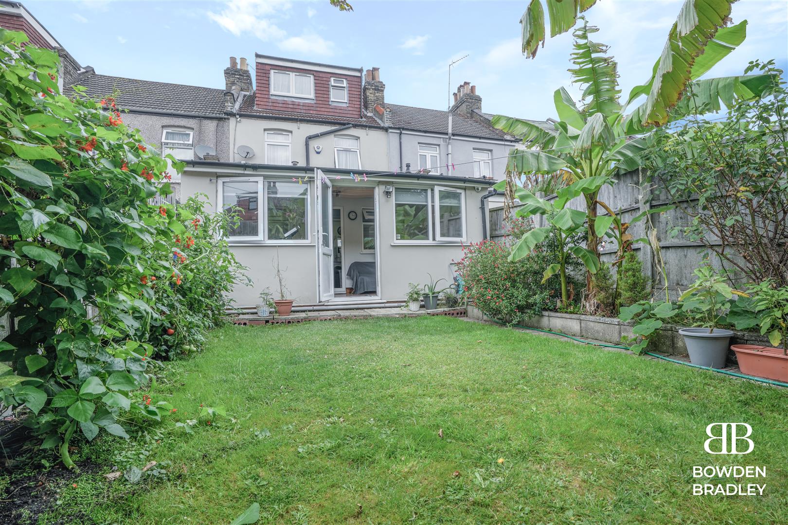 4 bed terraced house for sale in Wingate Road, Ilford  - Property Image 16