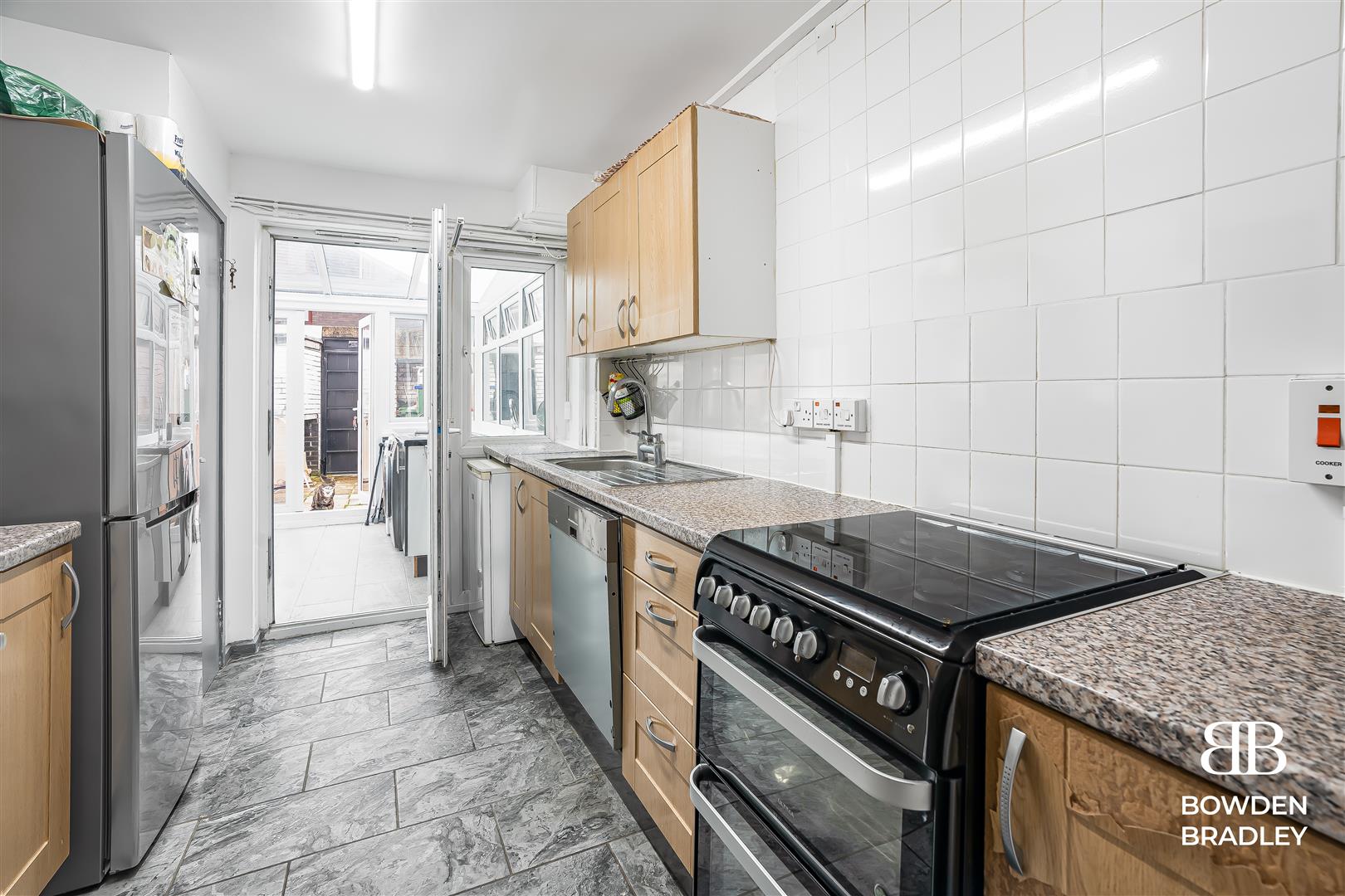 3 bed terraced house for sale in Warren Gardens, London  - Property Image 5