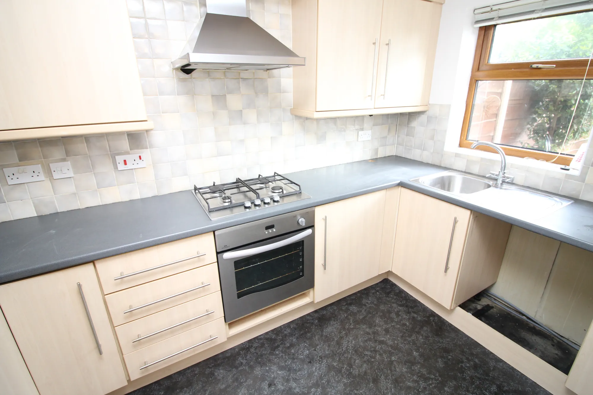 3 bed terraced house to rent in Baron Street, Bury  - Property Image 6