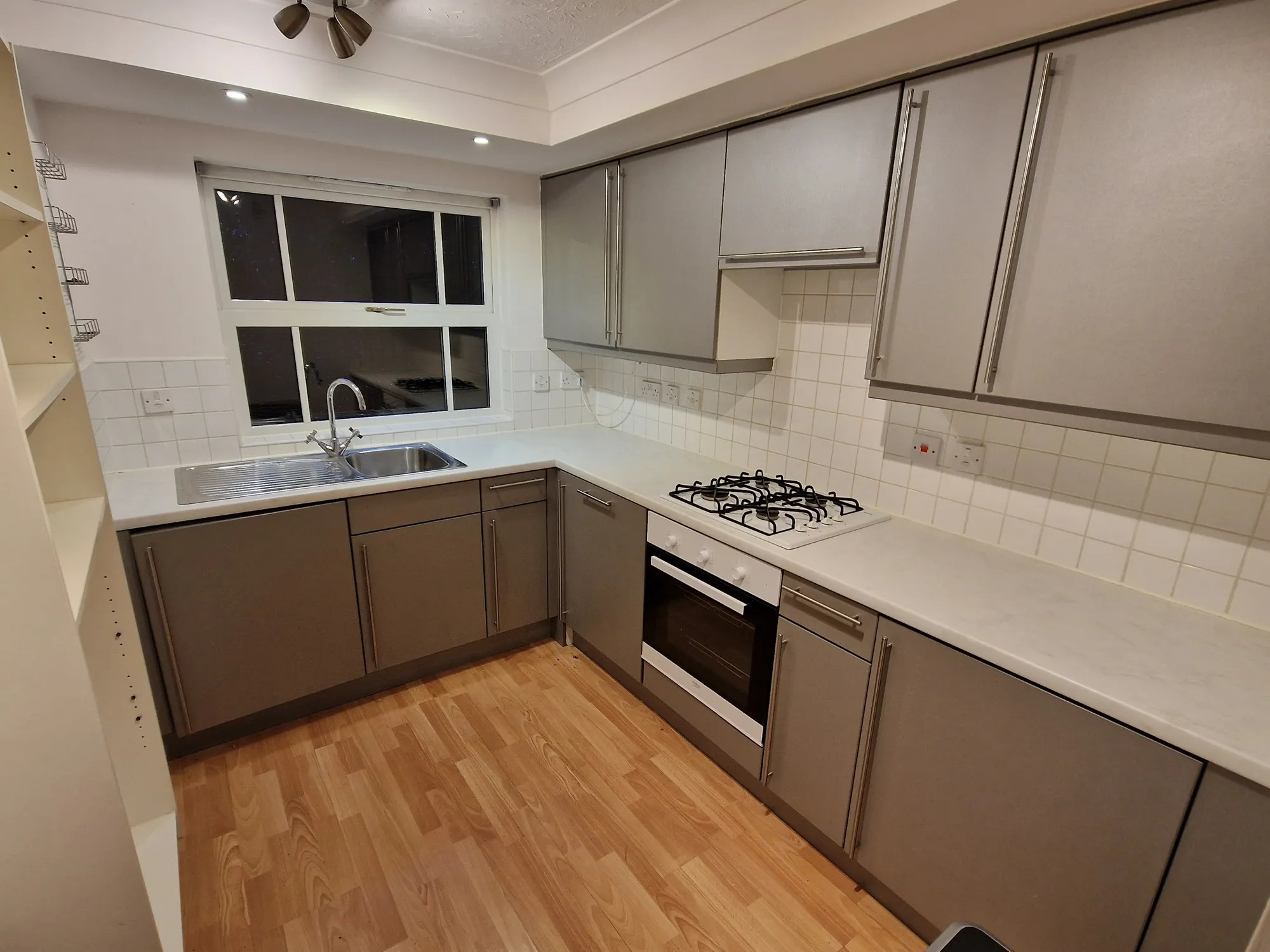 2 bed apartment to rent in Royal Court Drive, Bolton  - Property Image 5