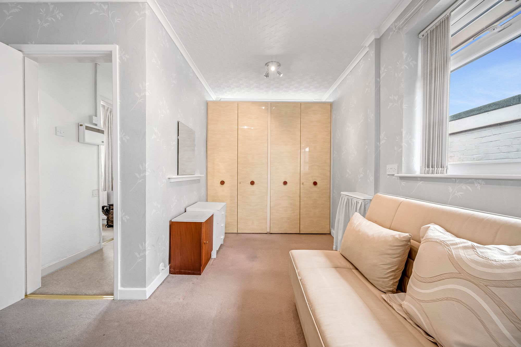 2 bed for sale in Belmont Drive, Bury  - Property Image 14