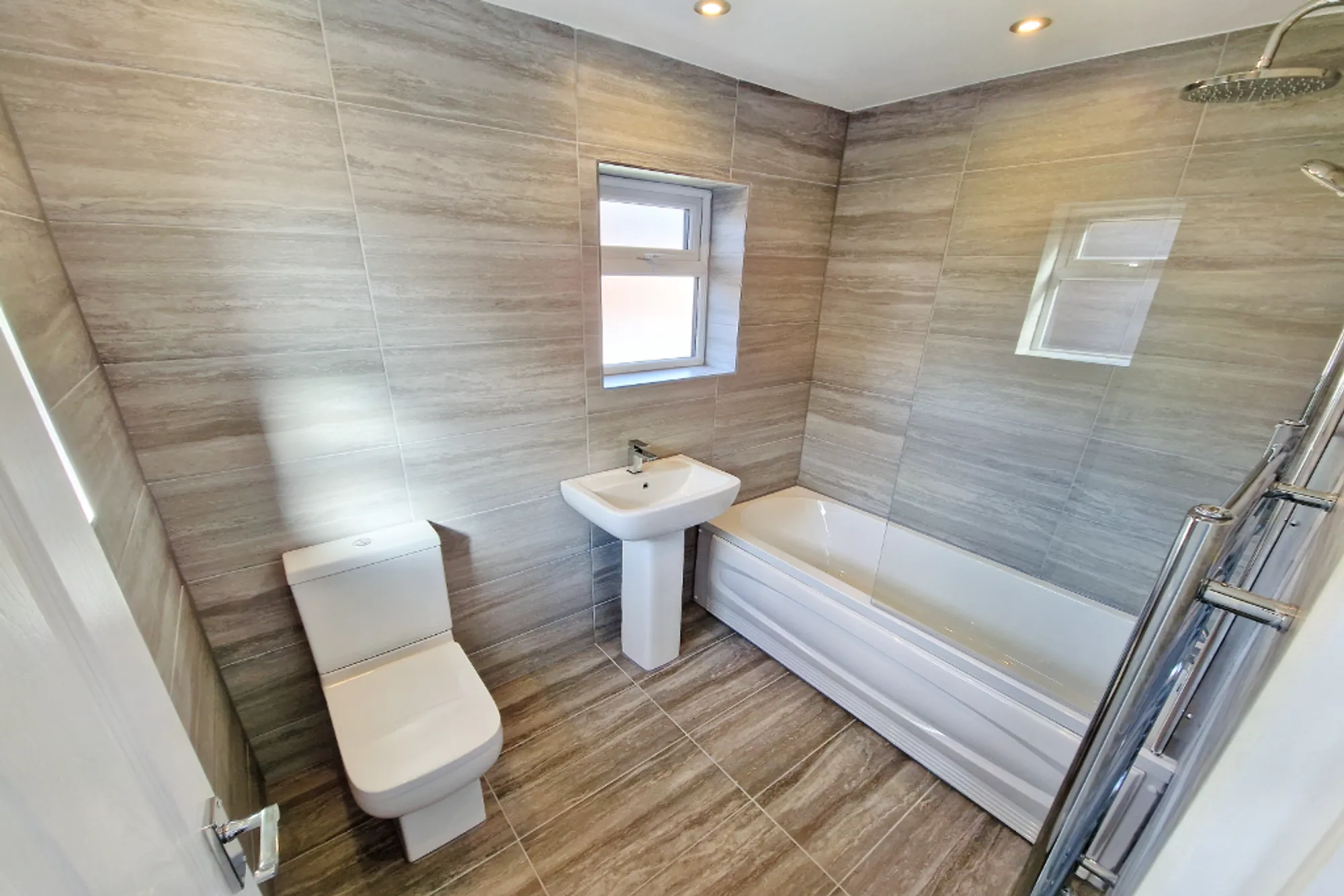 3 bed semi-detached house to rent in Lower Sutherland Street, Manchester 2