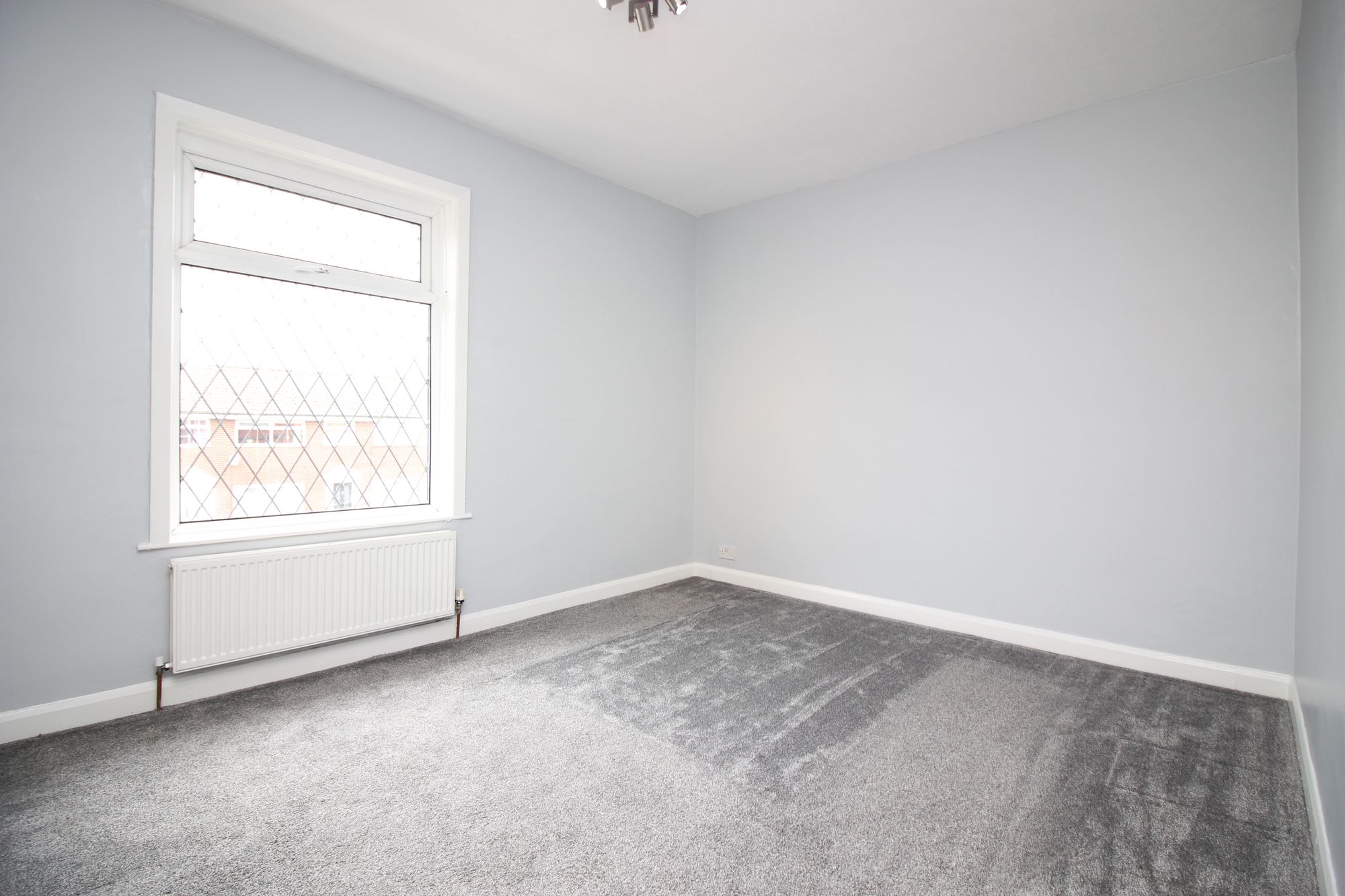 3 bed terraced house to rent in Ainsworth Road, Manchester 8