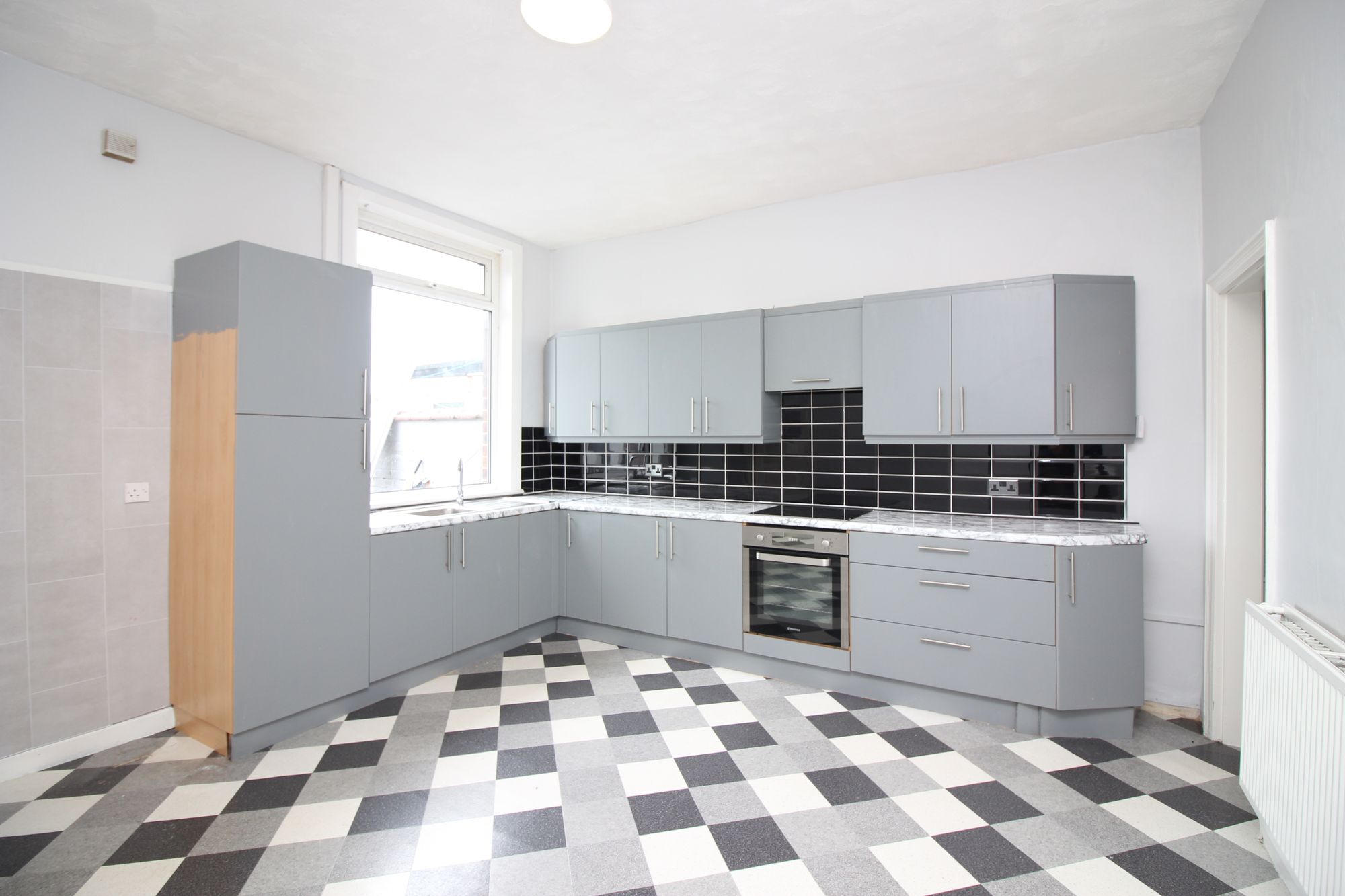 3 bed terraced house to rent in Ainsworth Road, Manchester  - Property Image 4