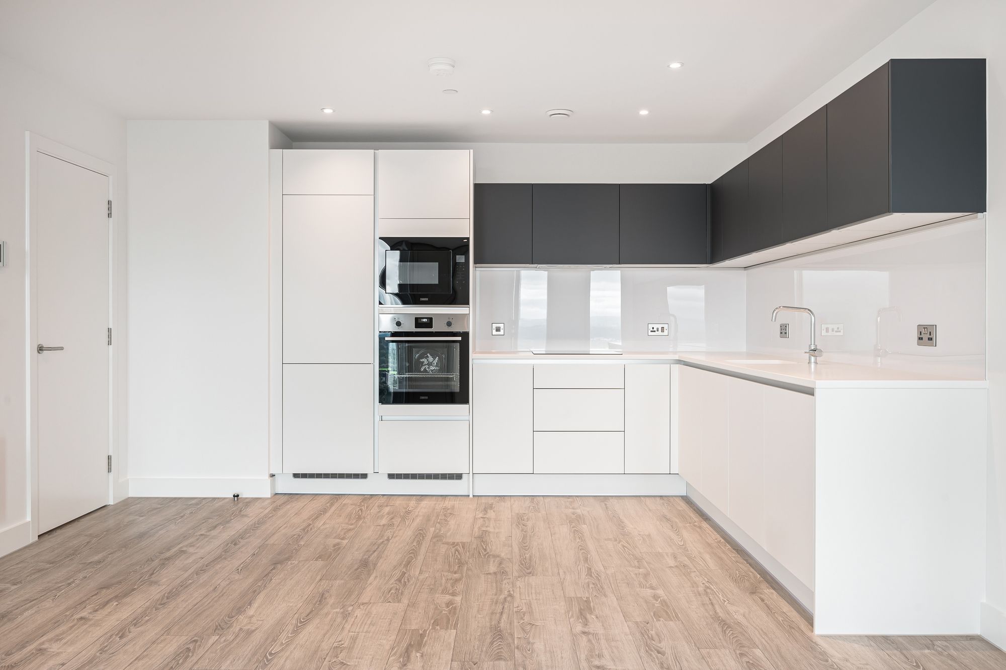 2 bed apartment to rent in Silvercroft Street, Manchester  - Property Image 3