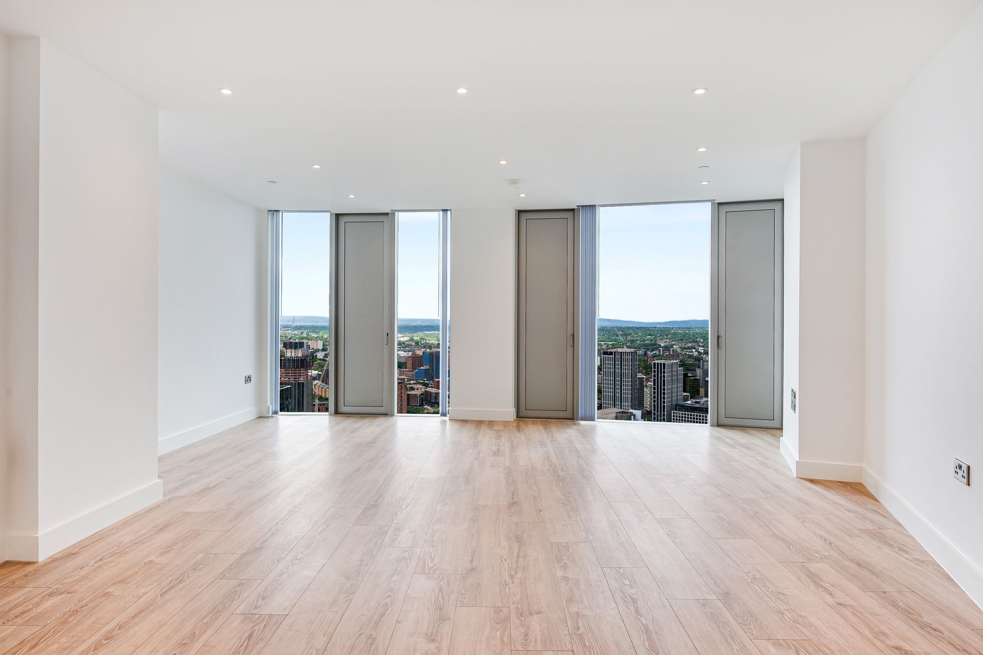 2 bed apartment to rent in Silvercroft Street, Manchester  - Property Image 15