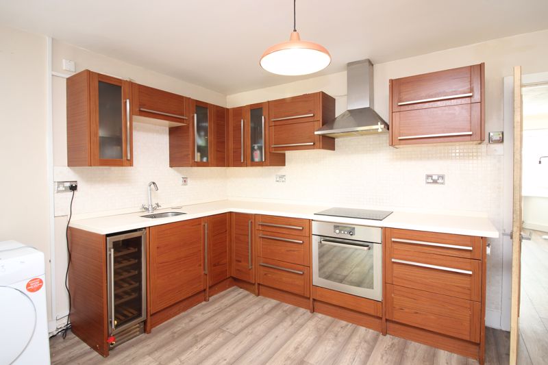 3 bed house to rent in Isis Close, Salford  - Property Image 3