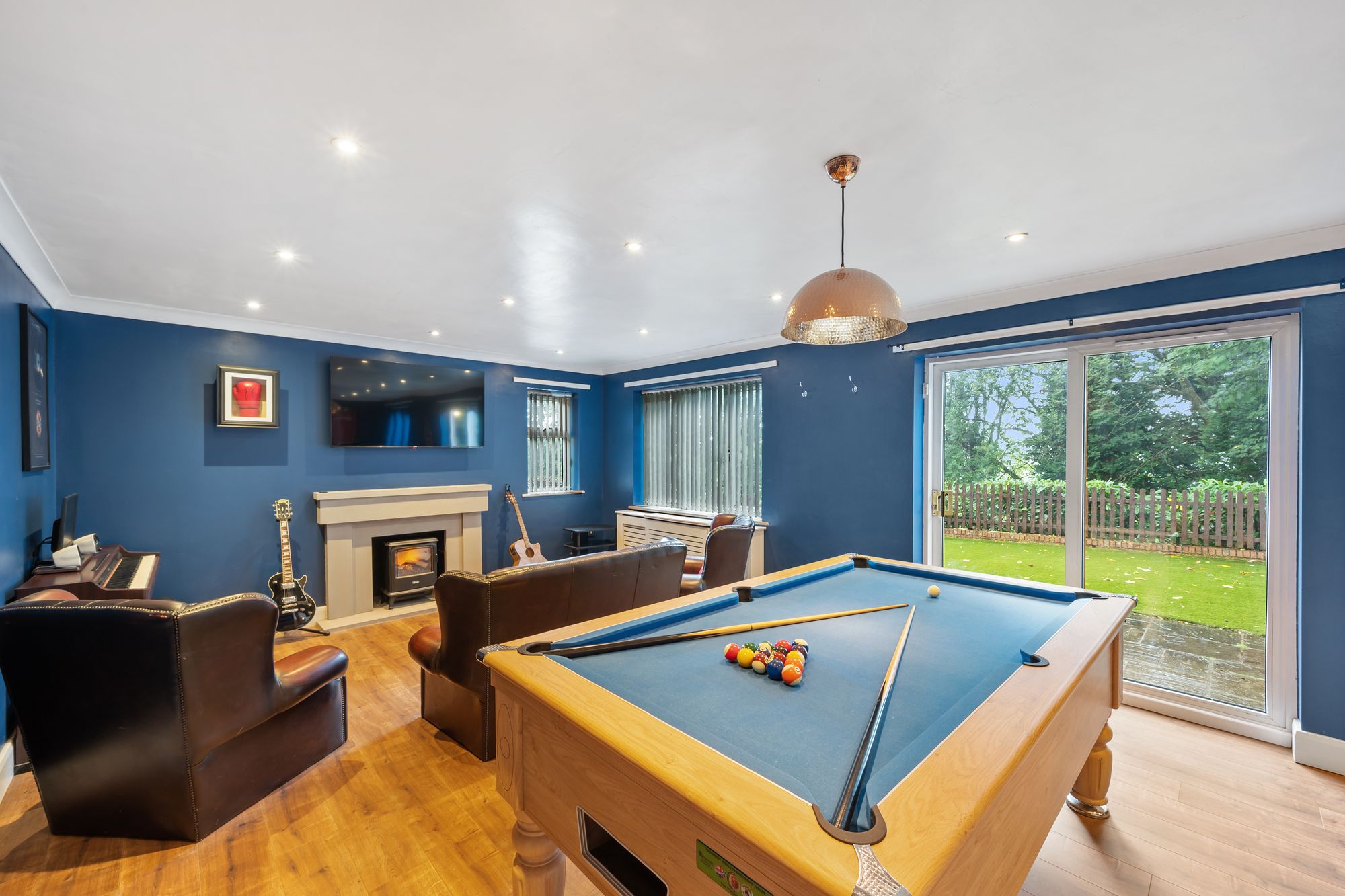 4 bed detached house for sale in Brayston Fold, Manchester  - Property Image 3
