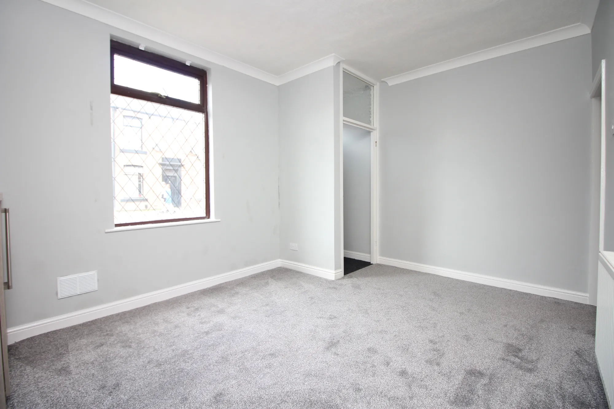 2 bed mid-terraced house to rent in Bolton Road, Bolton  - Property Image 3