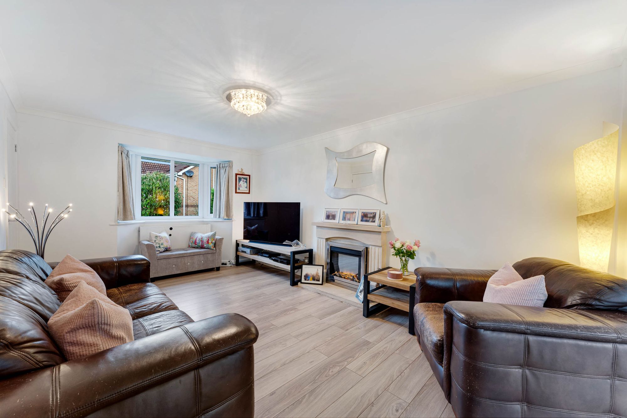 4 bed detached house for sale in Chapeltown Road, Manchester  - Property Image 5