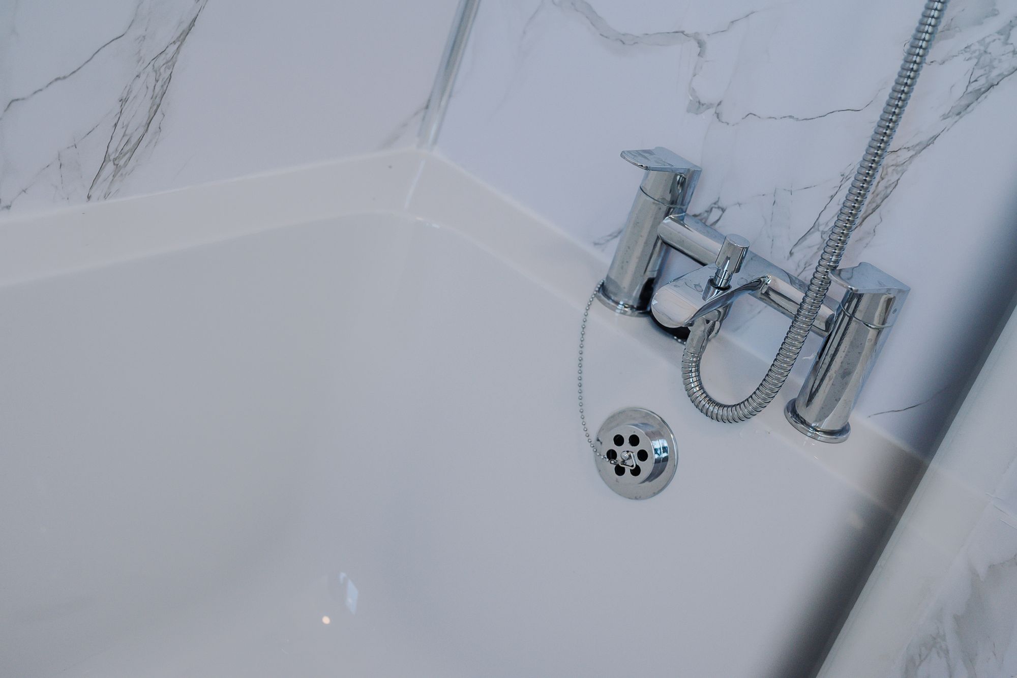 3 bed end of terrace house to rent in Calvine Walk, Manchester 17