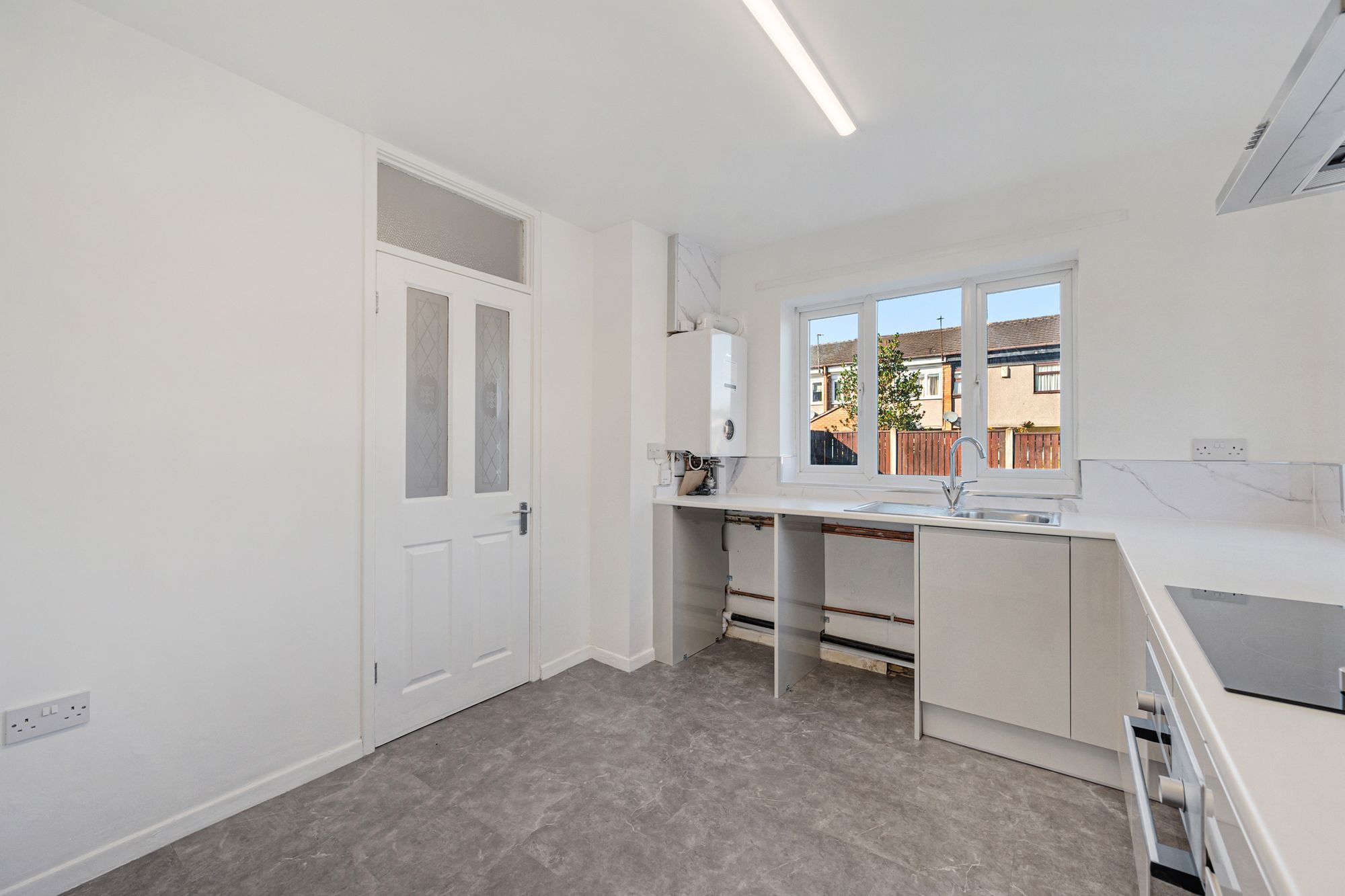 3 bed end of terrace house to rent in Calvine Walk, Manchester  - Property Image 10