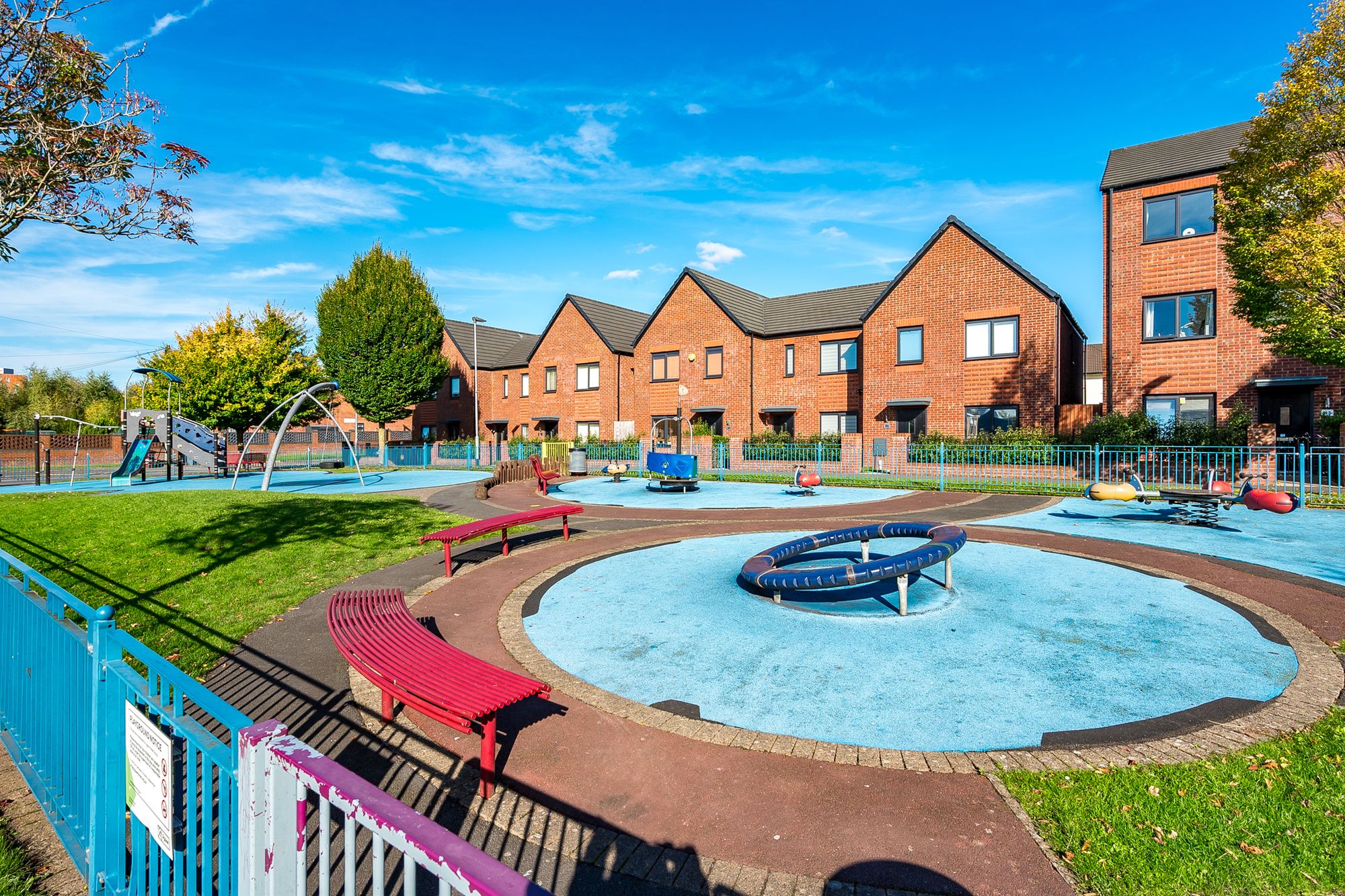 3 bed end of terrace house to rent in Calvine Walk, Manchester 21