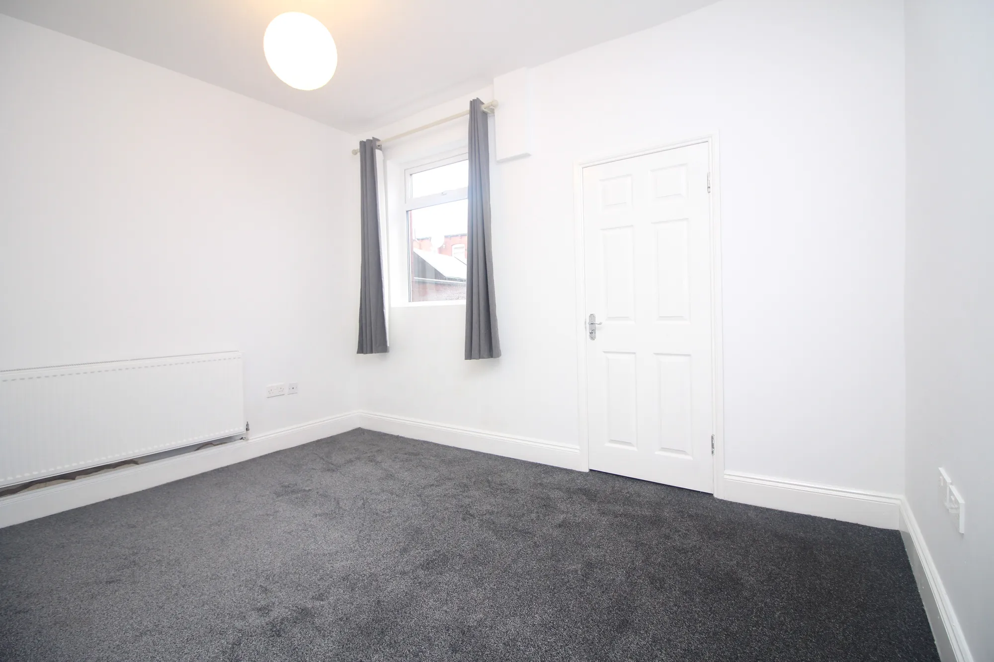 2 bed terraced house to rent in Canada Street, Bolton 7