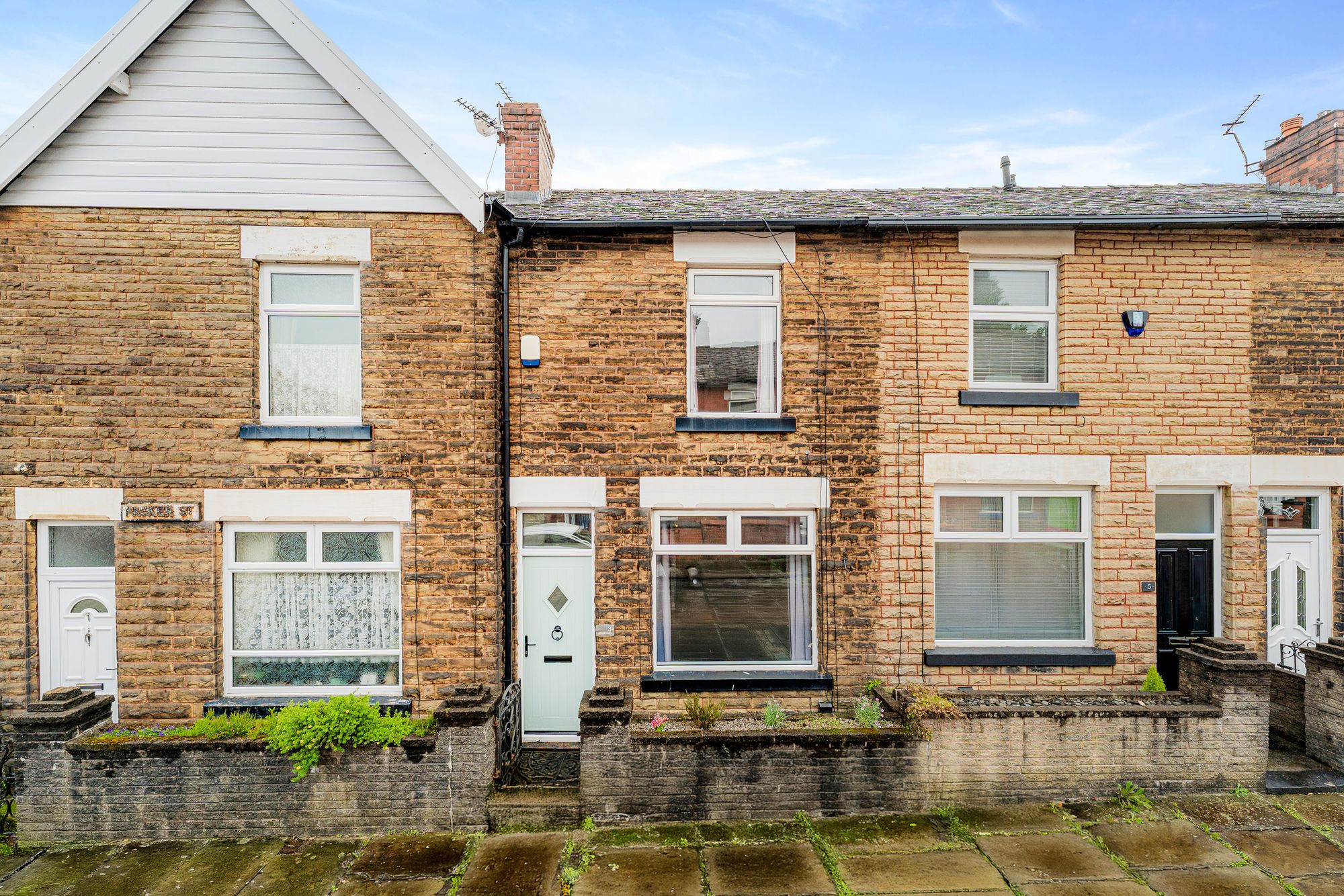 2 bed mid-terraced house to rent in Packer Street, Bolton  - Property Image 1