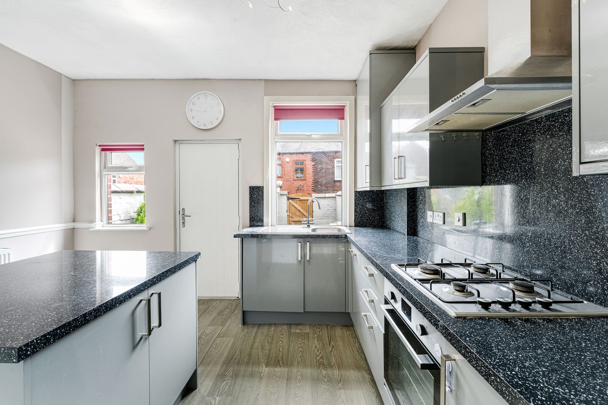 2 bed mid-terraced house to rent in Packer Street, Bolton 7