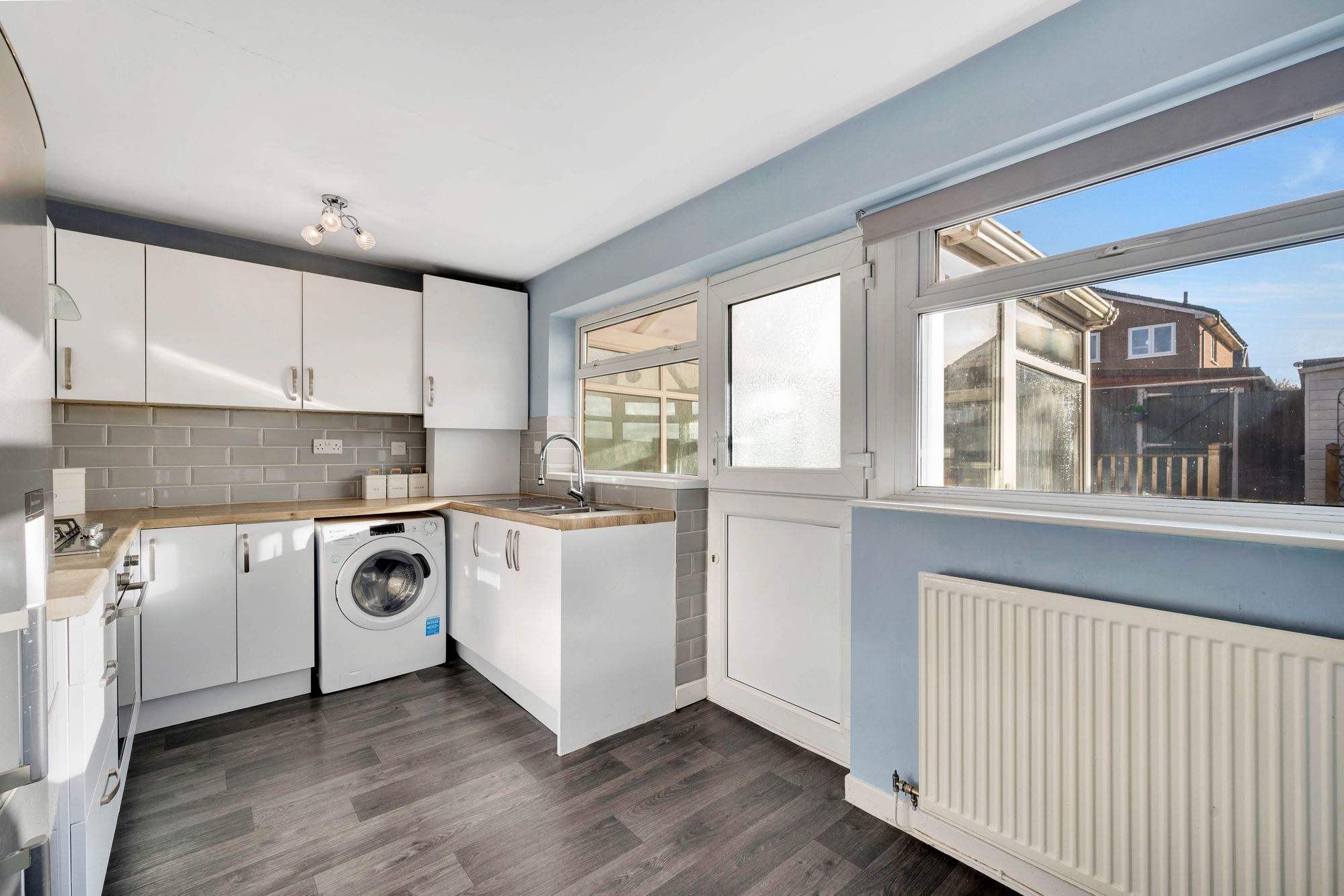 3 bed mid-terraced house for sale in Chiltern Close, Bolton 7