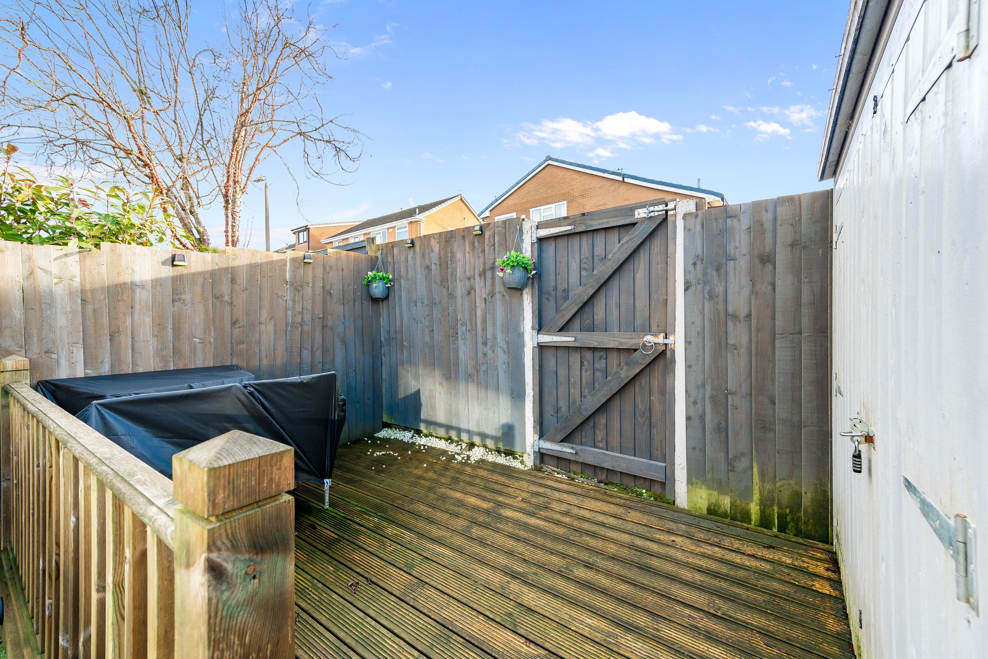 3 bed mid-terraced house for sale in Chiltern Close, Bolton 23