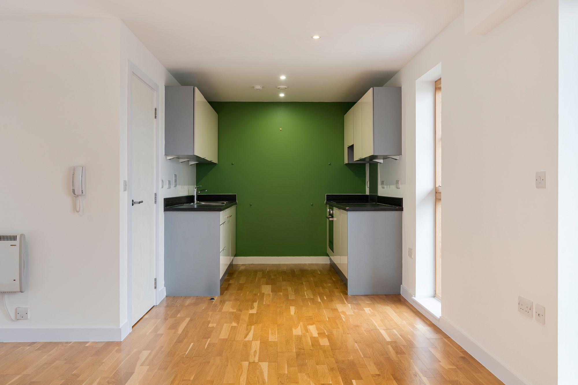 1 bed apartment for sale in St. Johns Gardens, Bury  - Property Image 12