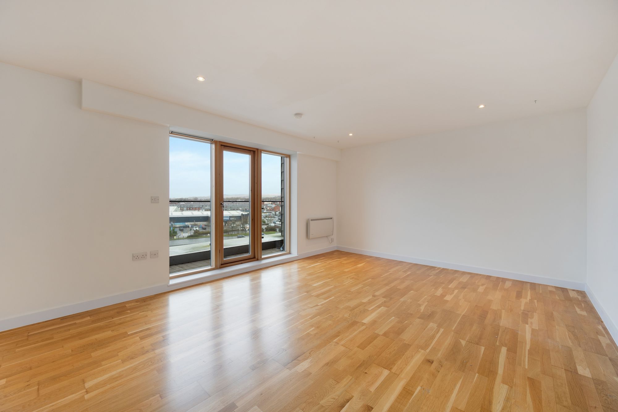 1 bed apartment for sale in St. Johns Gardens, Bury  - Property Image 13