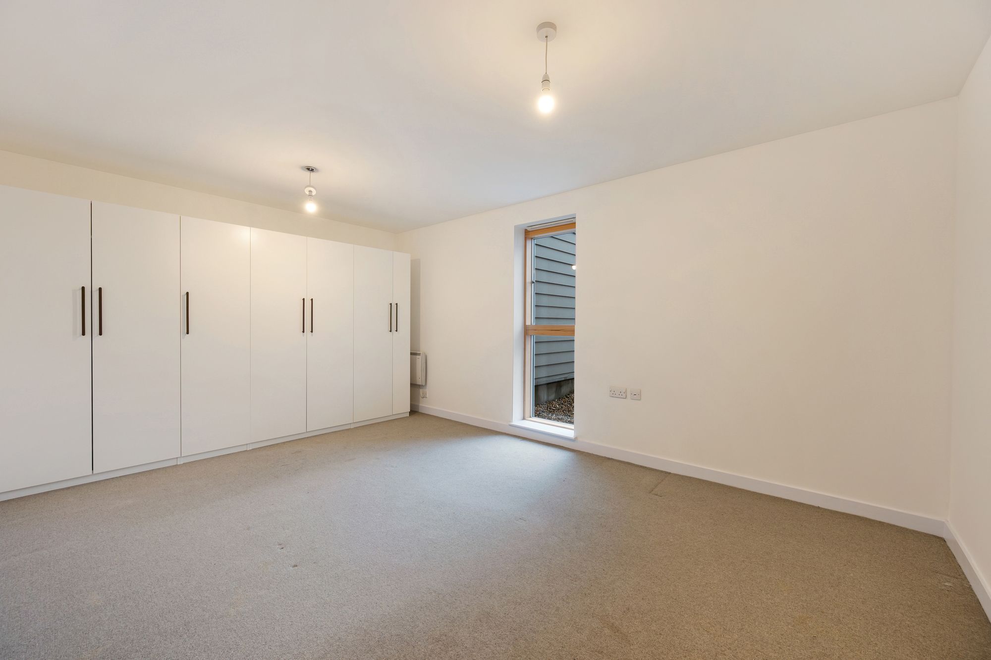 1 bed apartment for sale in St. Johns Gardens, Bury  - Property Image 18