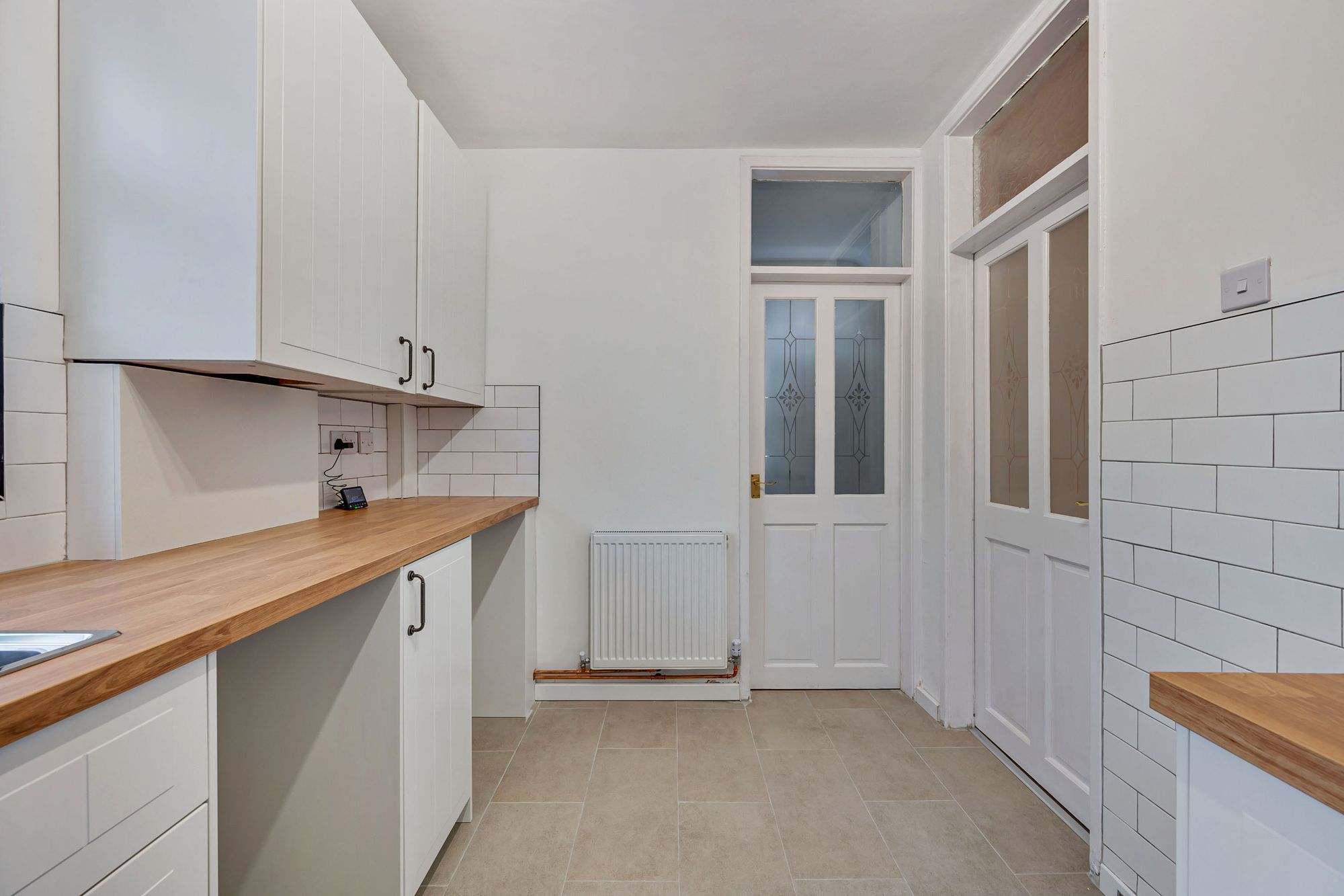 3 bed end of terrace house to rent in Oakford Avenue, Manchester 9
