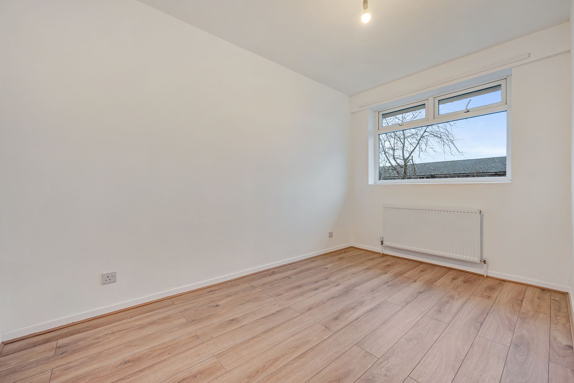 3 bed end of terrace house to rent in Oakford Avenue, Manchester 14