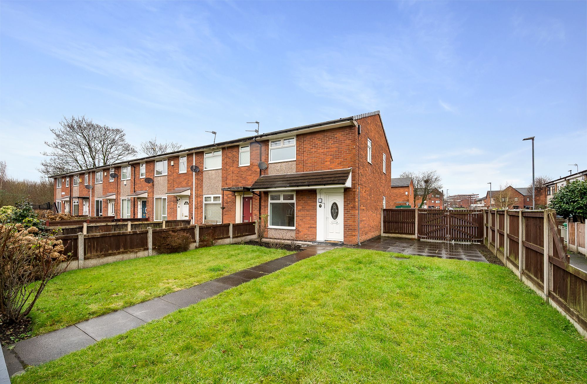 3 bed end of terrace house to rent in Oakford Avenue, Manchester  - Property Image 1