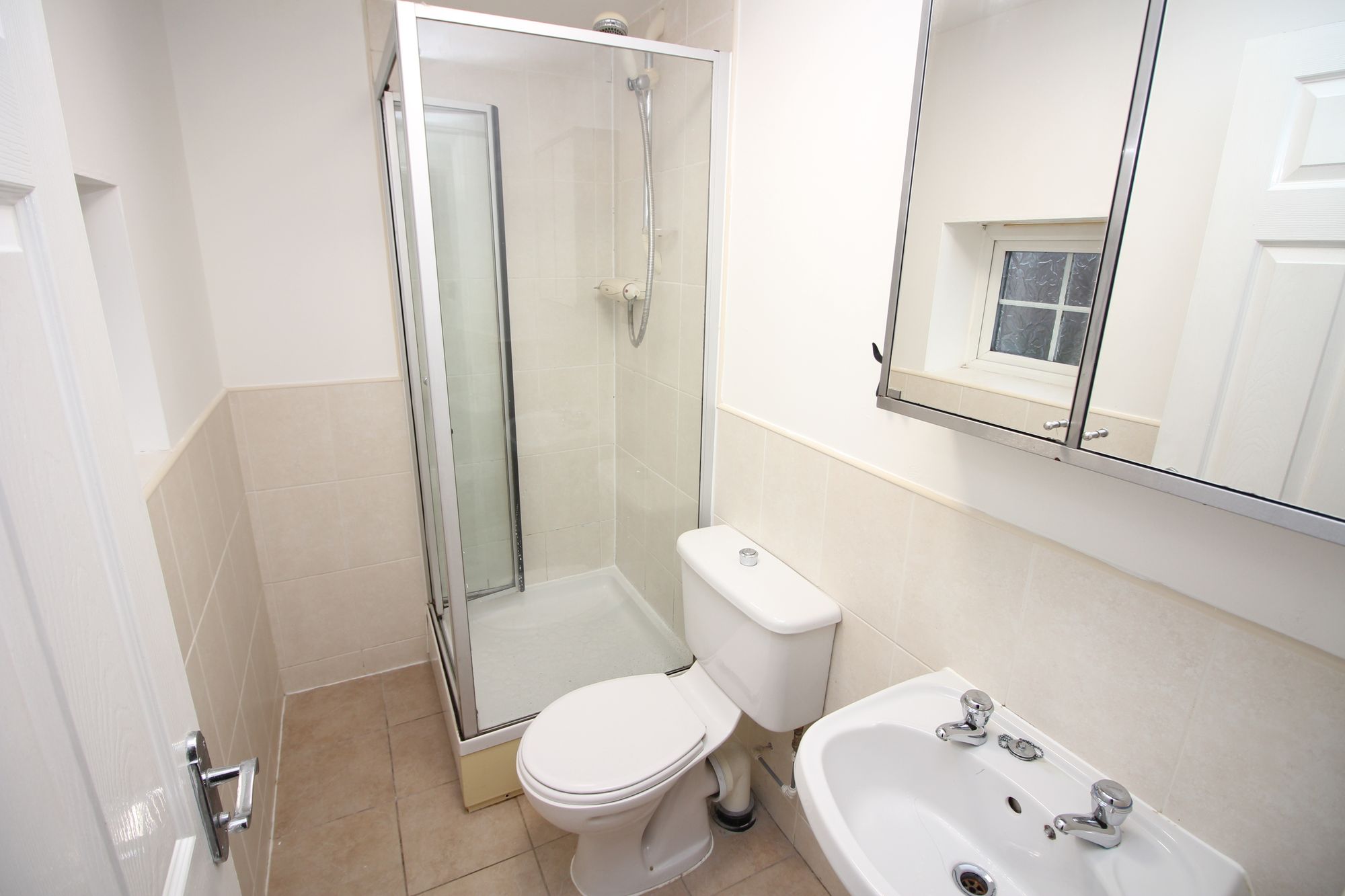 3 bed detached house to rent in Greensbridge Gardens, Bolton  - Property Image 14